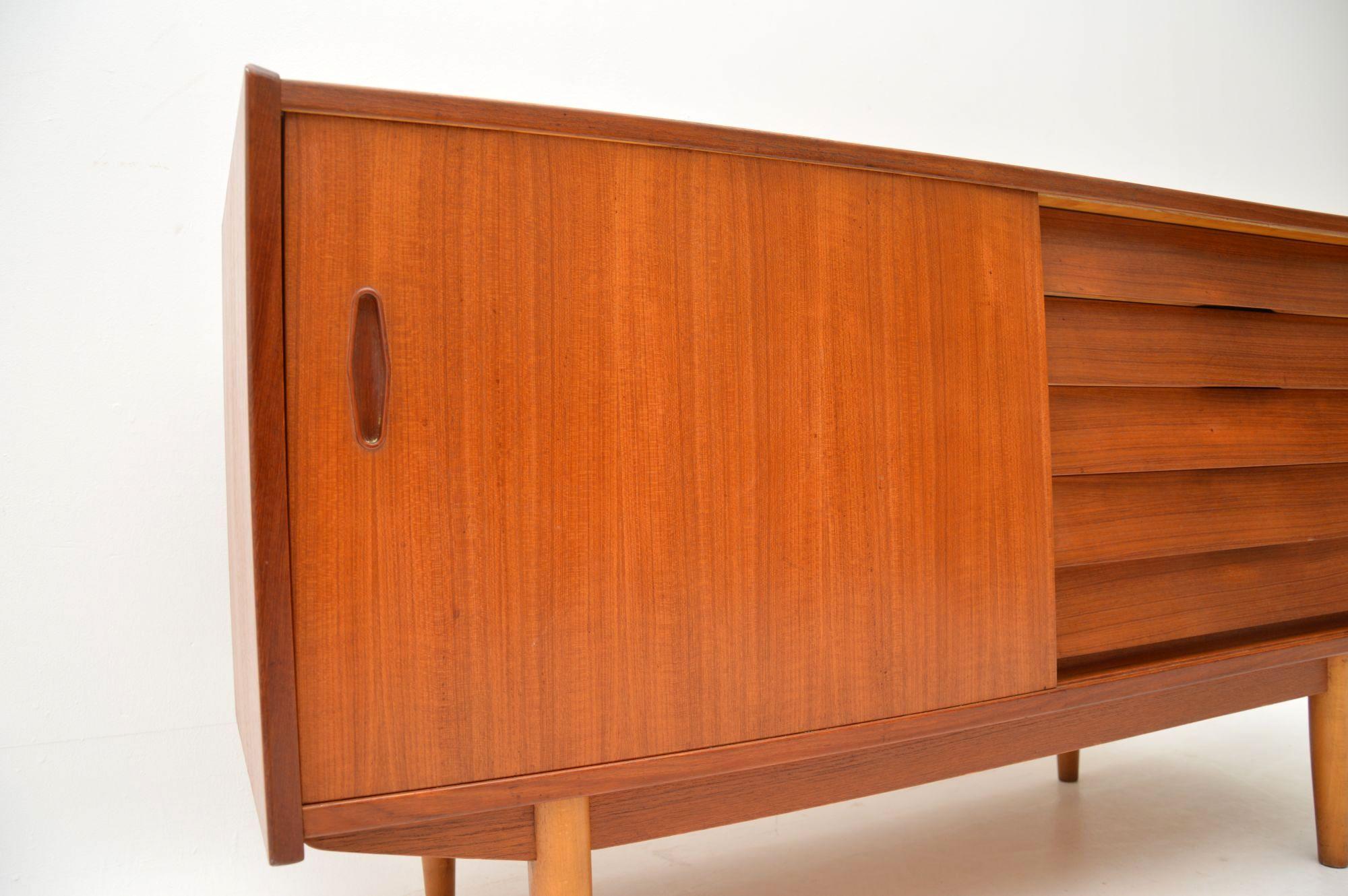 1960s Swedish Teak Sideboard by Nils Jonsson for Troeds In Good Condition In London, GB