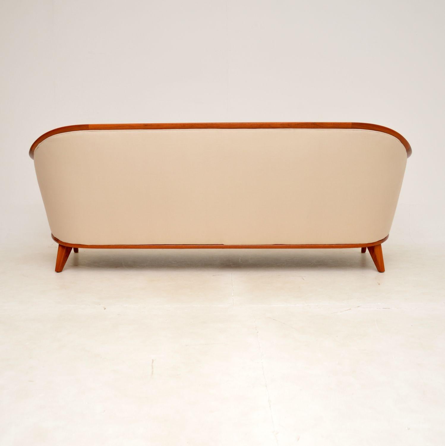 Tissu Canapé suédois vintage en teck des années 1960 par Bertil Fridhagen en vente