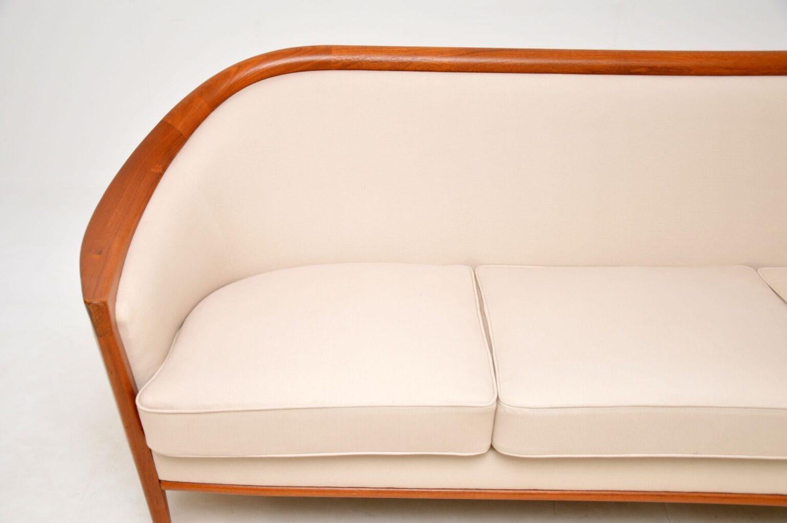 Canapé suédois vintage en teck des années 1960 par Bertil Fridhagen en vente 1