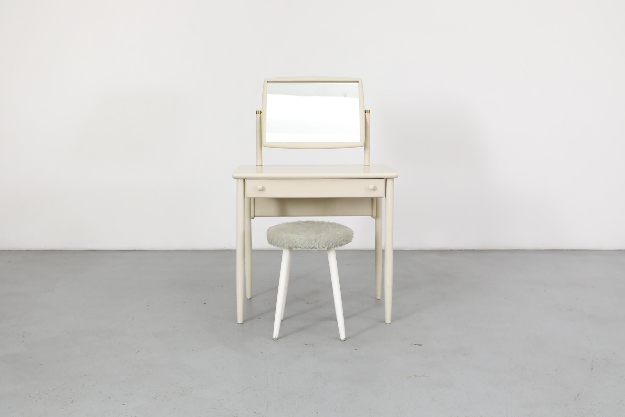 Mid-Century white lacquered 