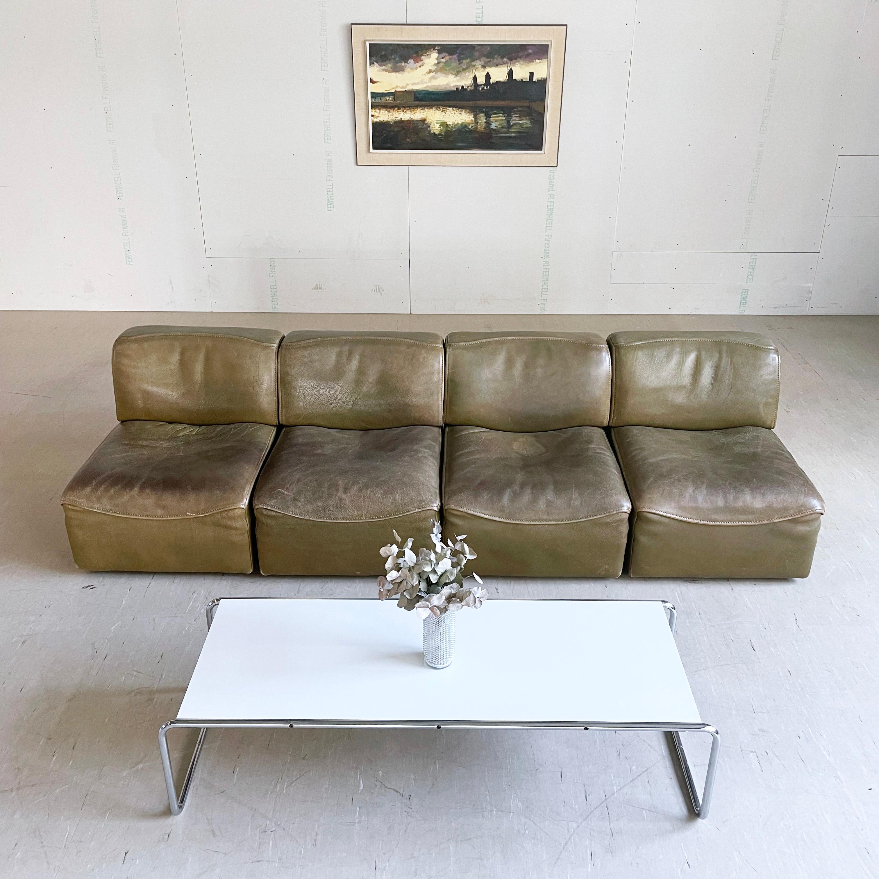1960's Swiss DeSede DS-15 Modular Leather Sofa For Sale 6