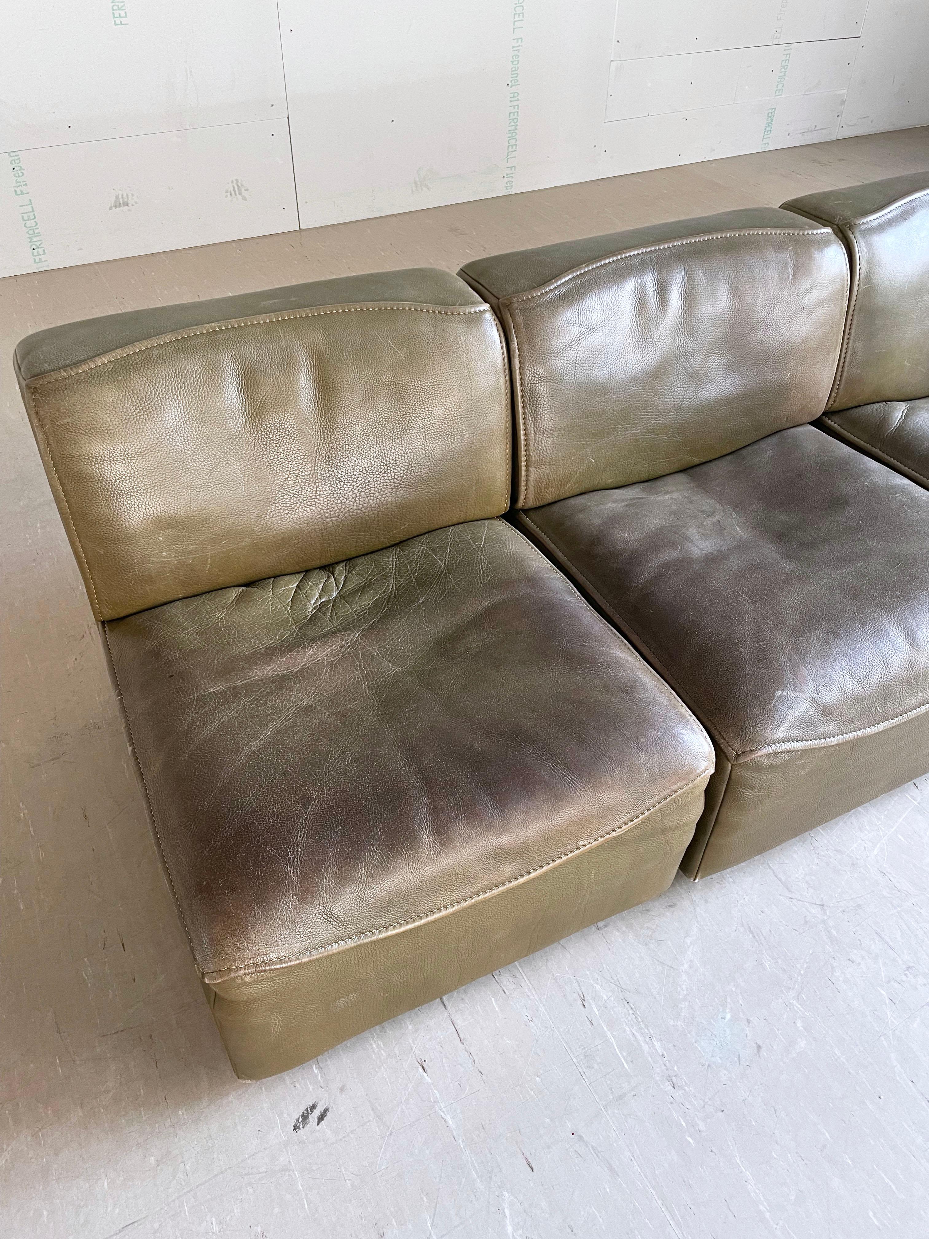 1960's Swiss DeSede DS-15 Modular Leather Sofa For Sale 8
