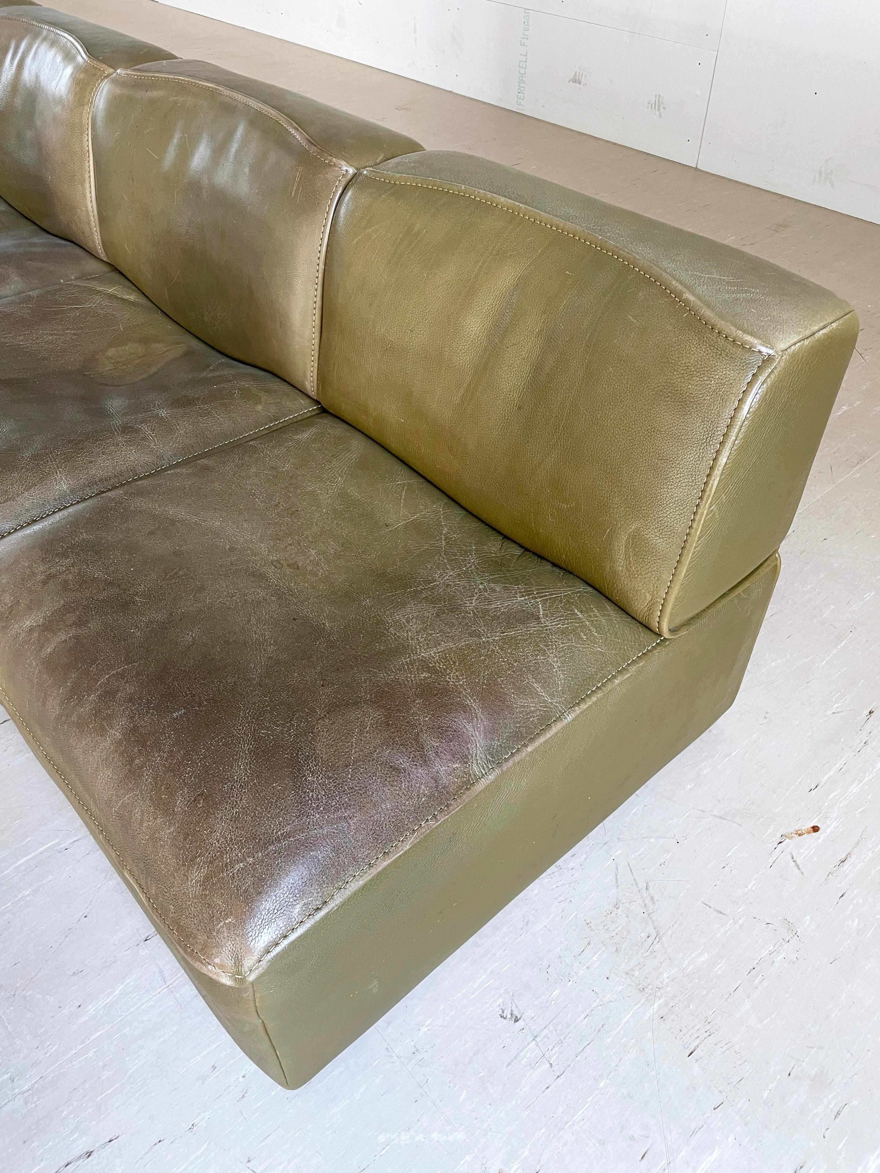 1960's Swiss DeSede DS-15 Modular Leather Sofa For Sale 11