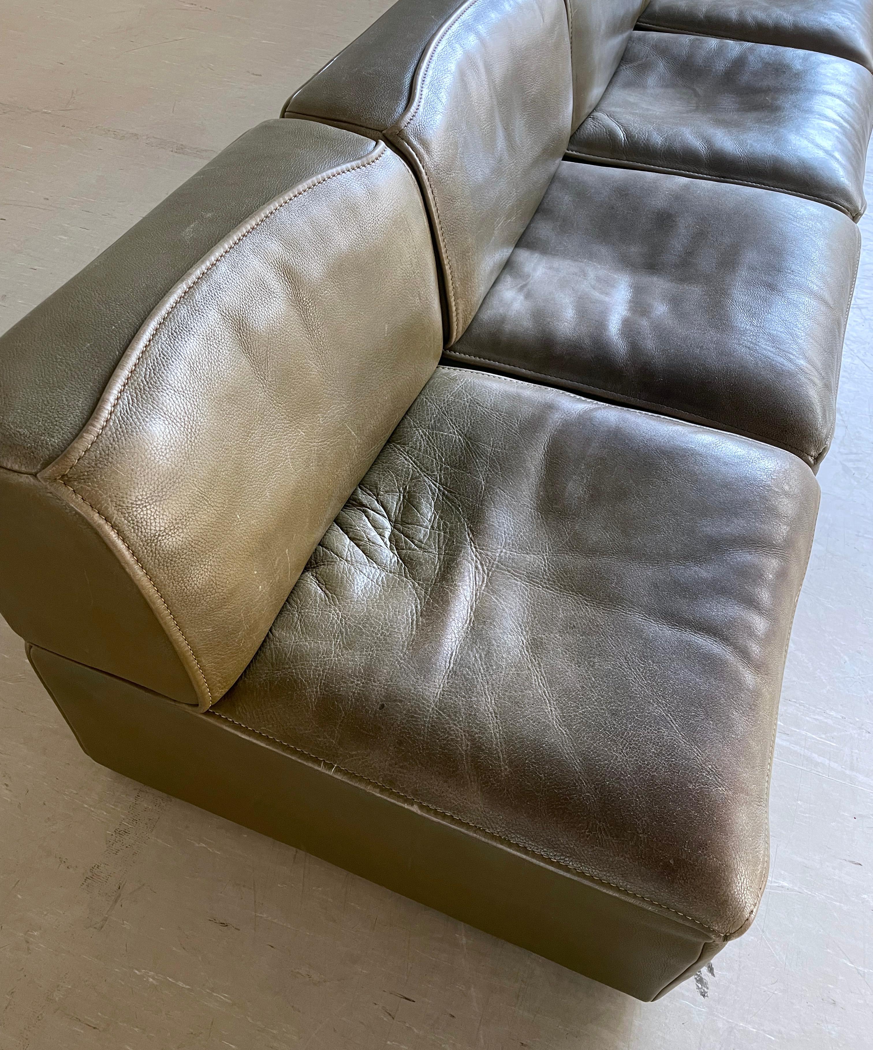 1960's Swiss DeSede DS-15 Modular Leather Sofa For Sale 12