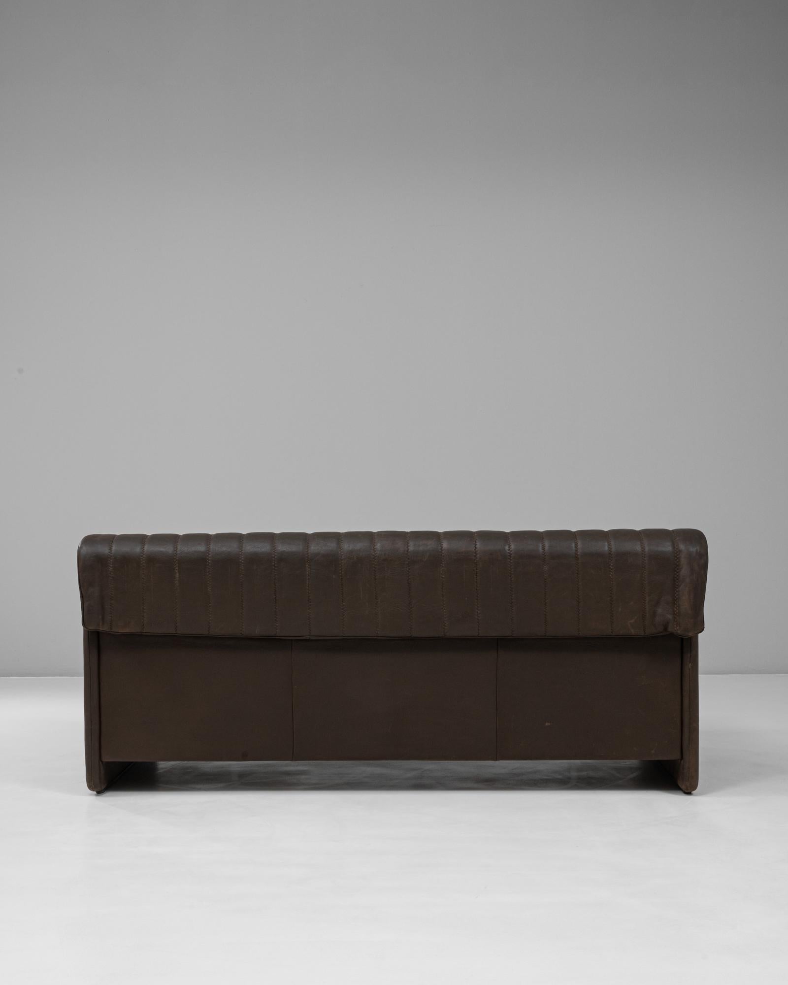 XX secolo 1960s Swiss Leather Sofa Ds 86  By De Sede in vendita