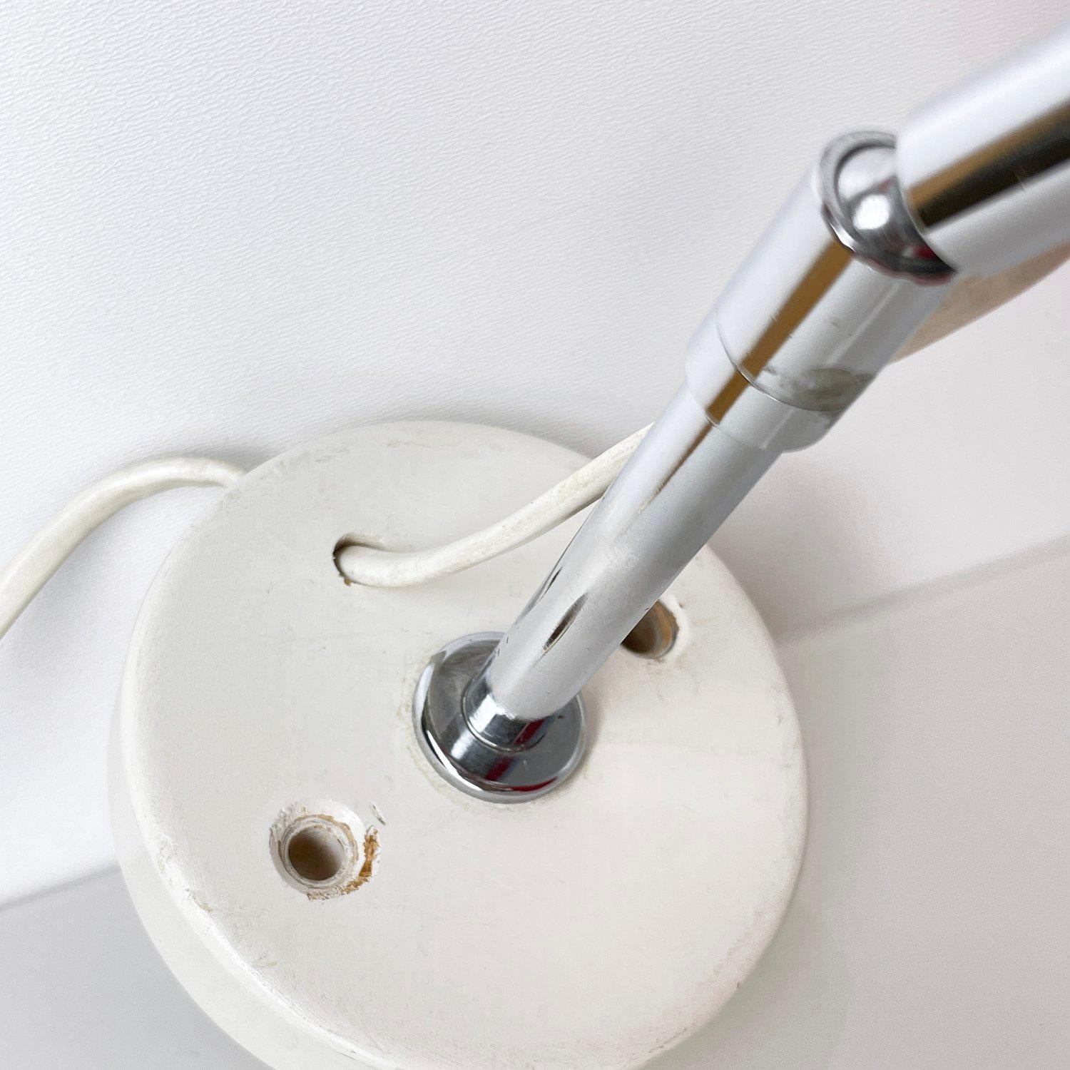 Lampe murale minimaliste suisse des années 1960 en vente 3