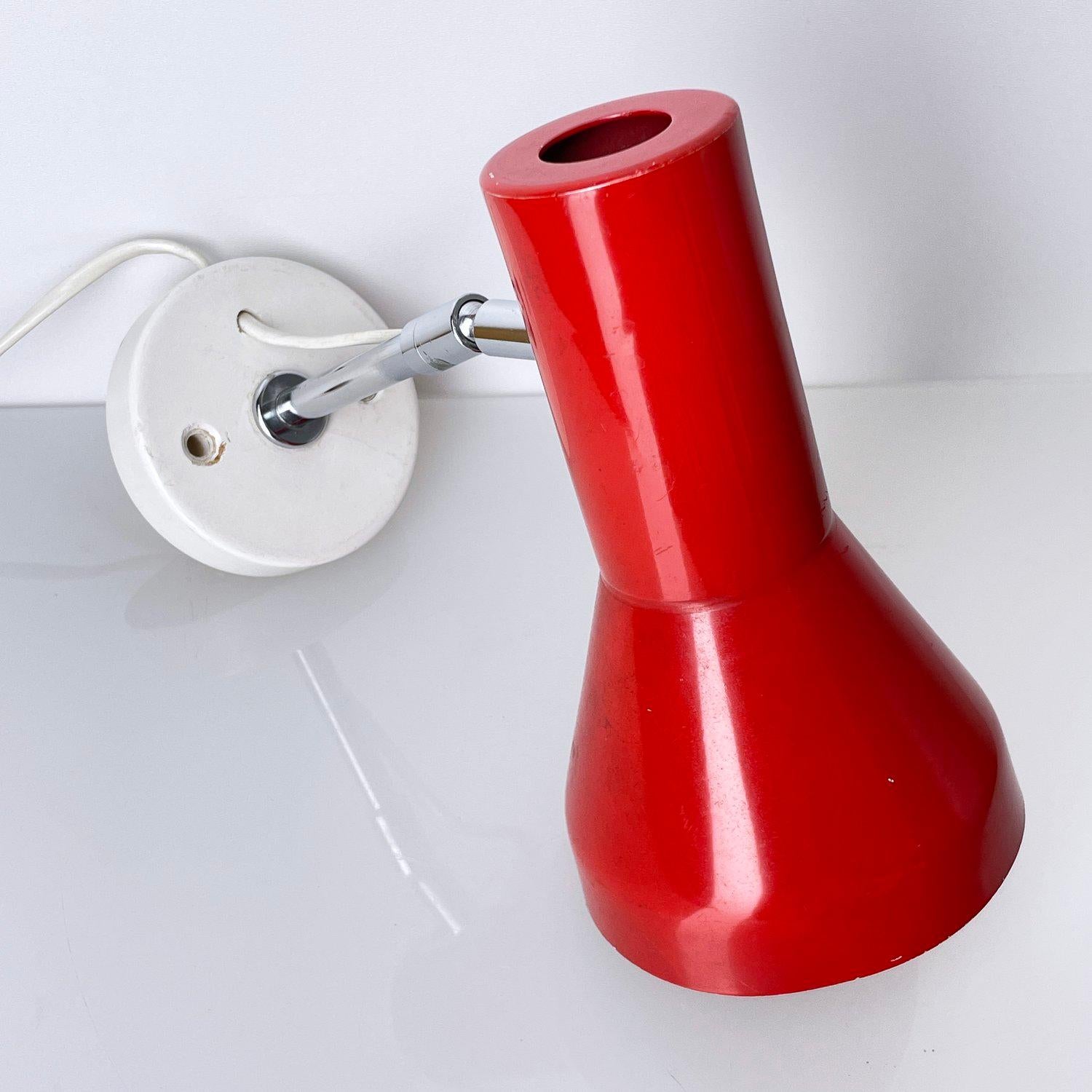 Minimaliste Lampe murale minimaliste suisse des années 1960 en vente