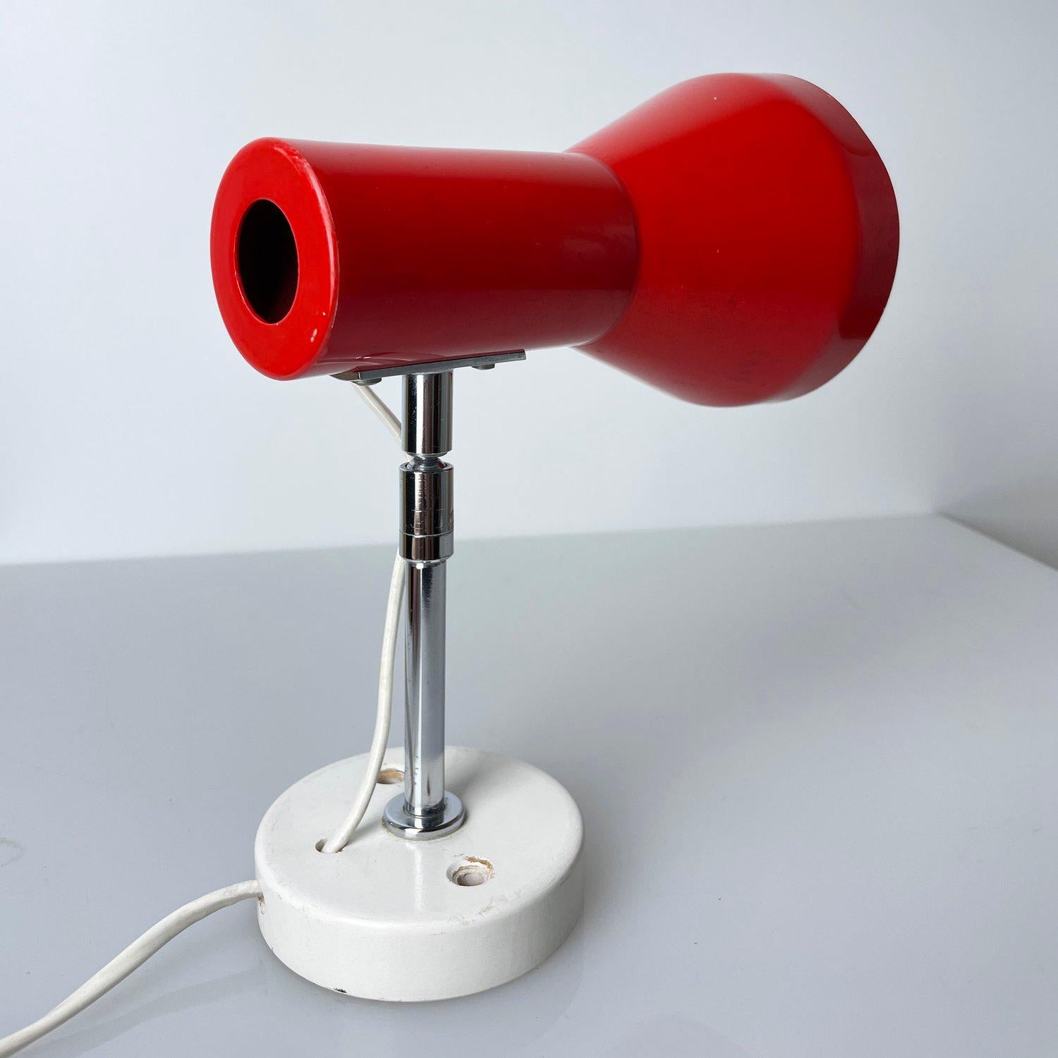 Lampe murale minimaliste suisse des années 1960 Bon état - En vente à Bern, CH