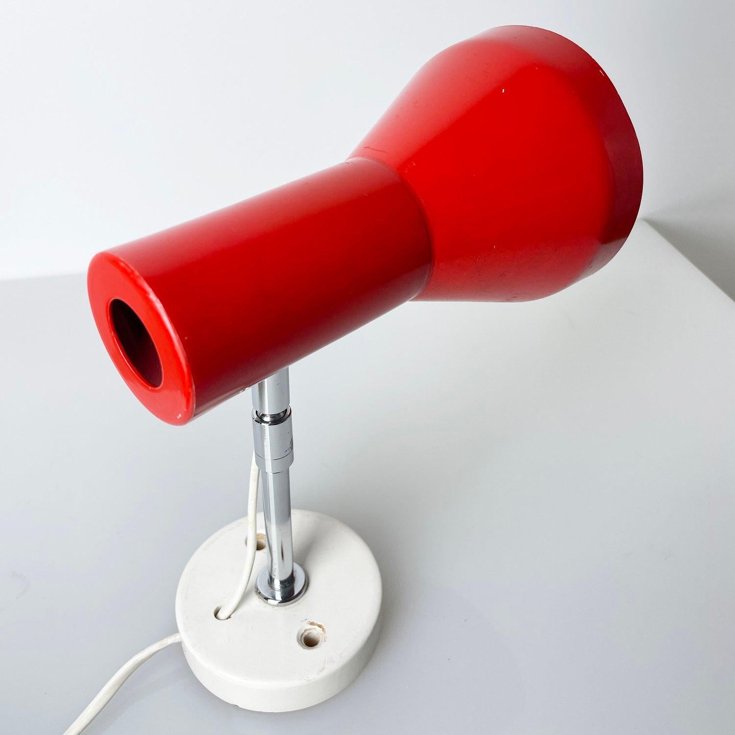 Lampe murale minimaliste suisse des années 1960 en vente 1