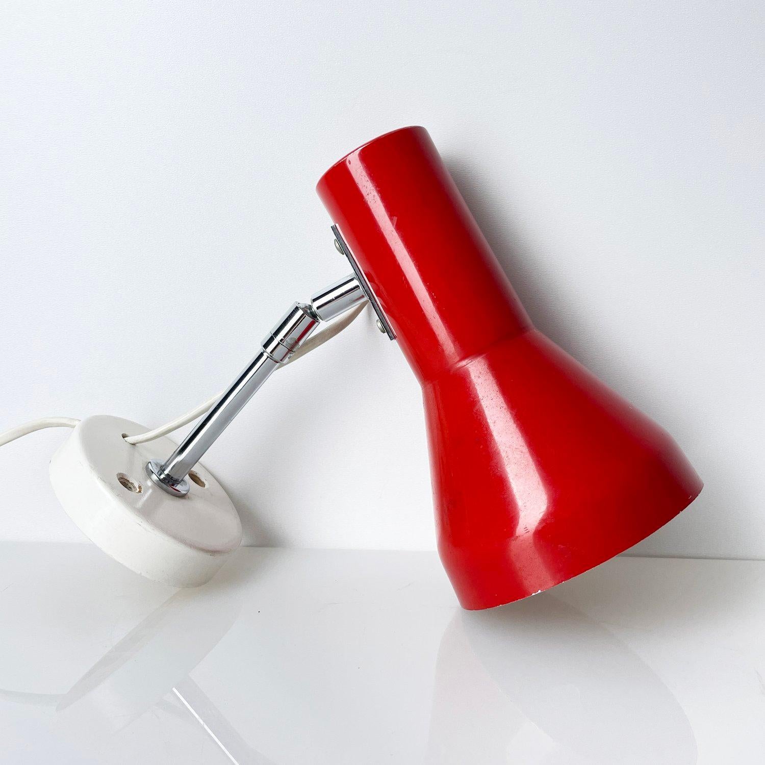 Lampe murale minimaliste suisse des années 1960 en vente 2