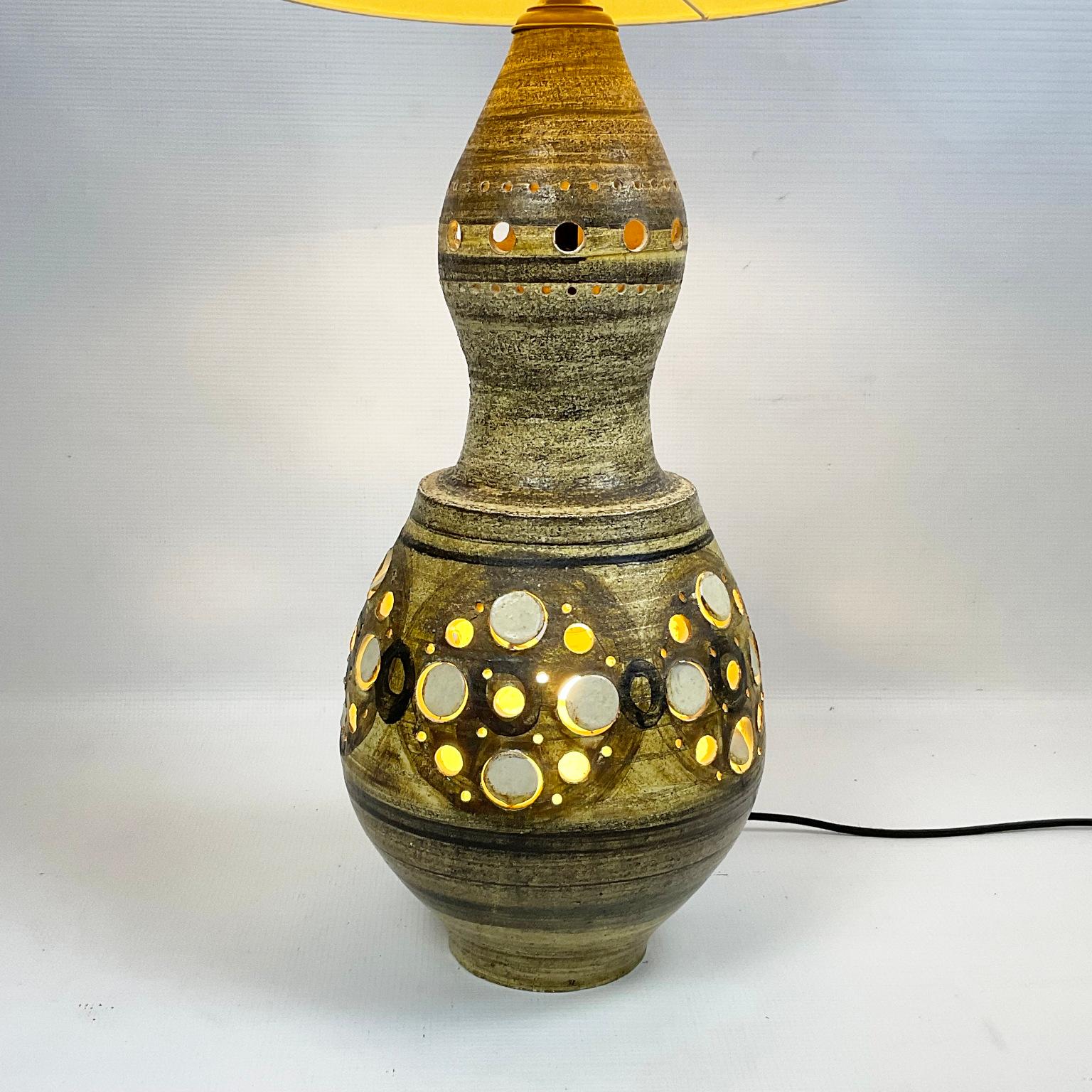1960s Table Lamp by Georges Pelletier in Hand-Painted Clay For Sale 6