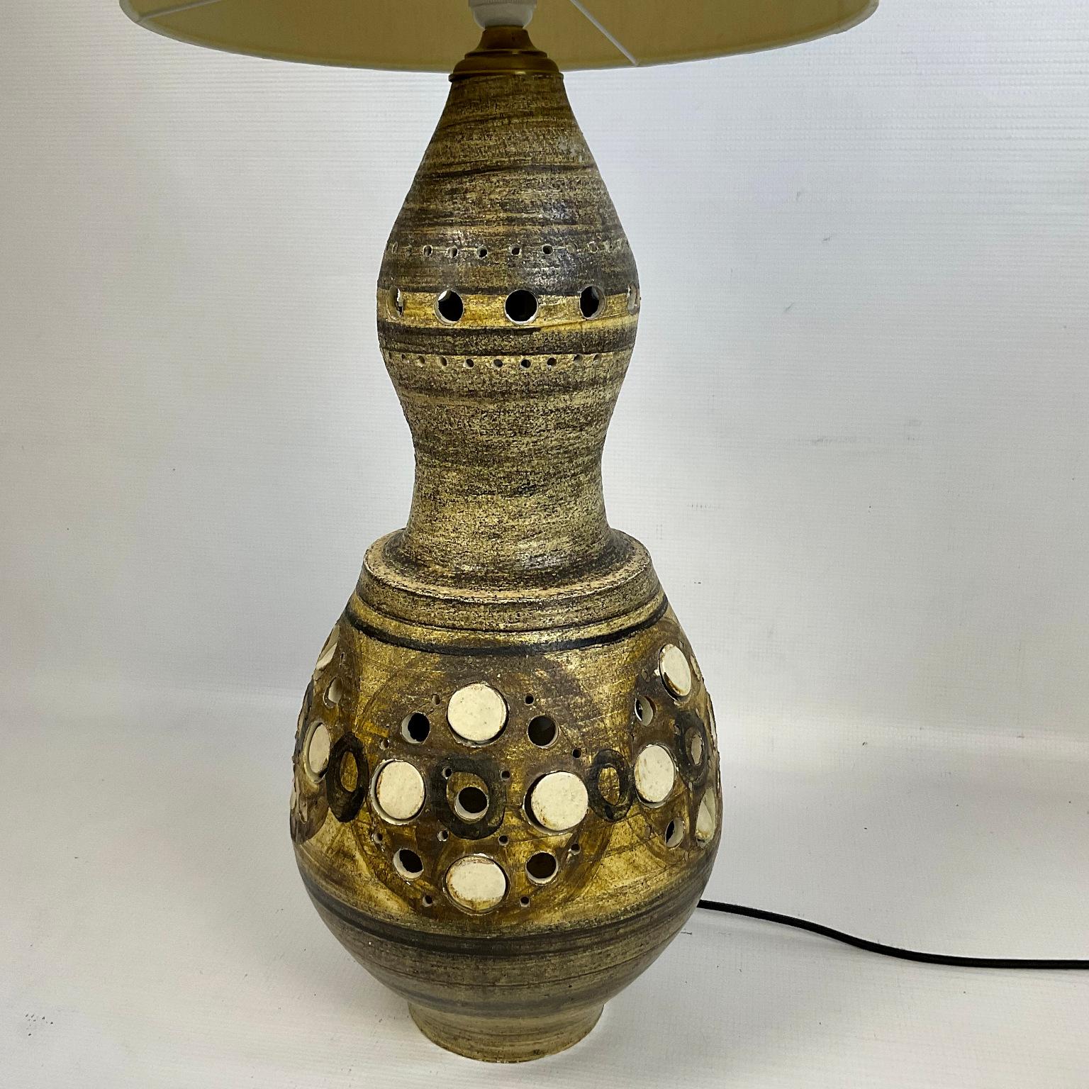 1960s Table Lamp by Georges Pelletier in Hand-Painted Clay In Good Condition For Sale In London, GB