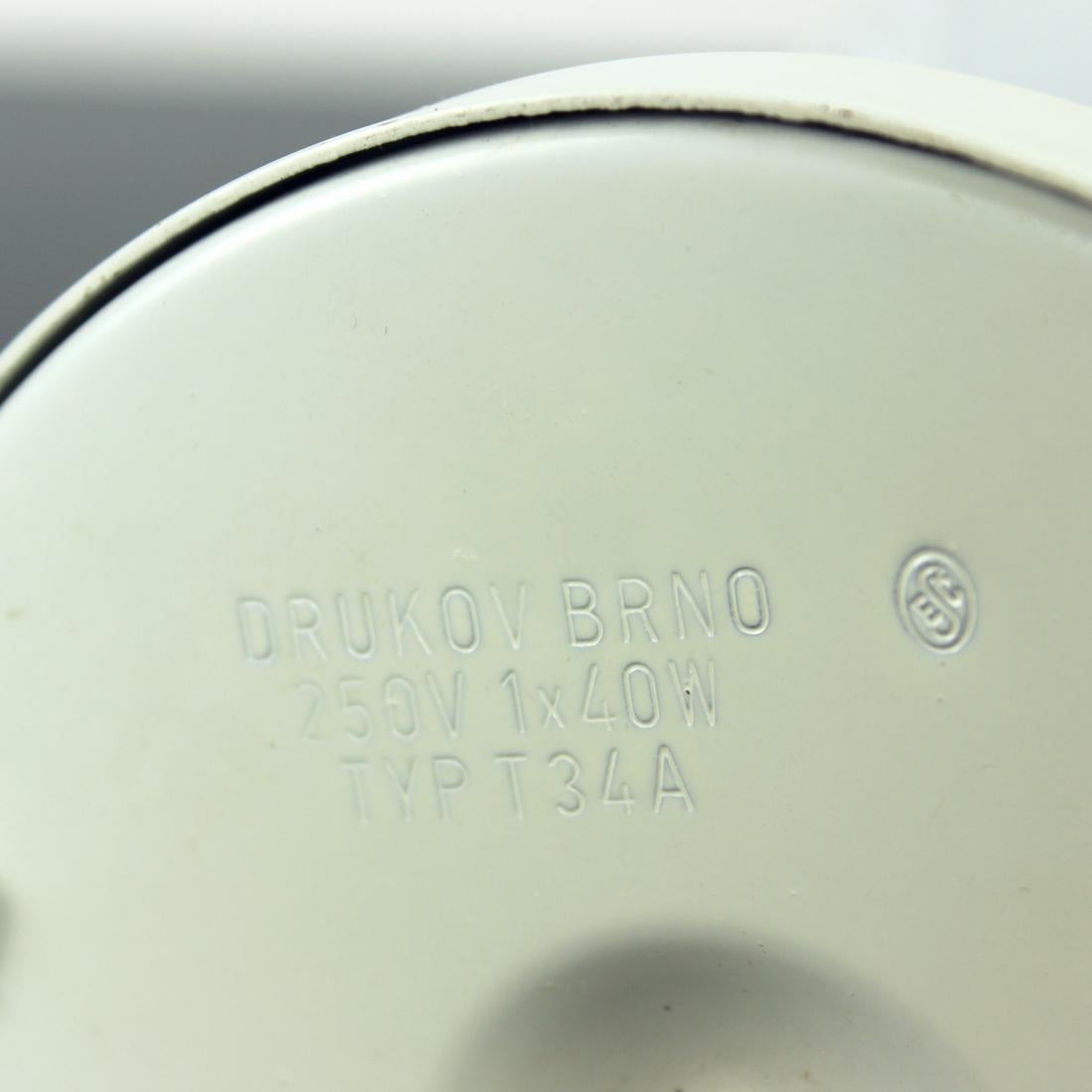 Lámpara de sobremesa de los años 60 de Opaline By Drukov en venta 3