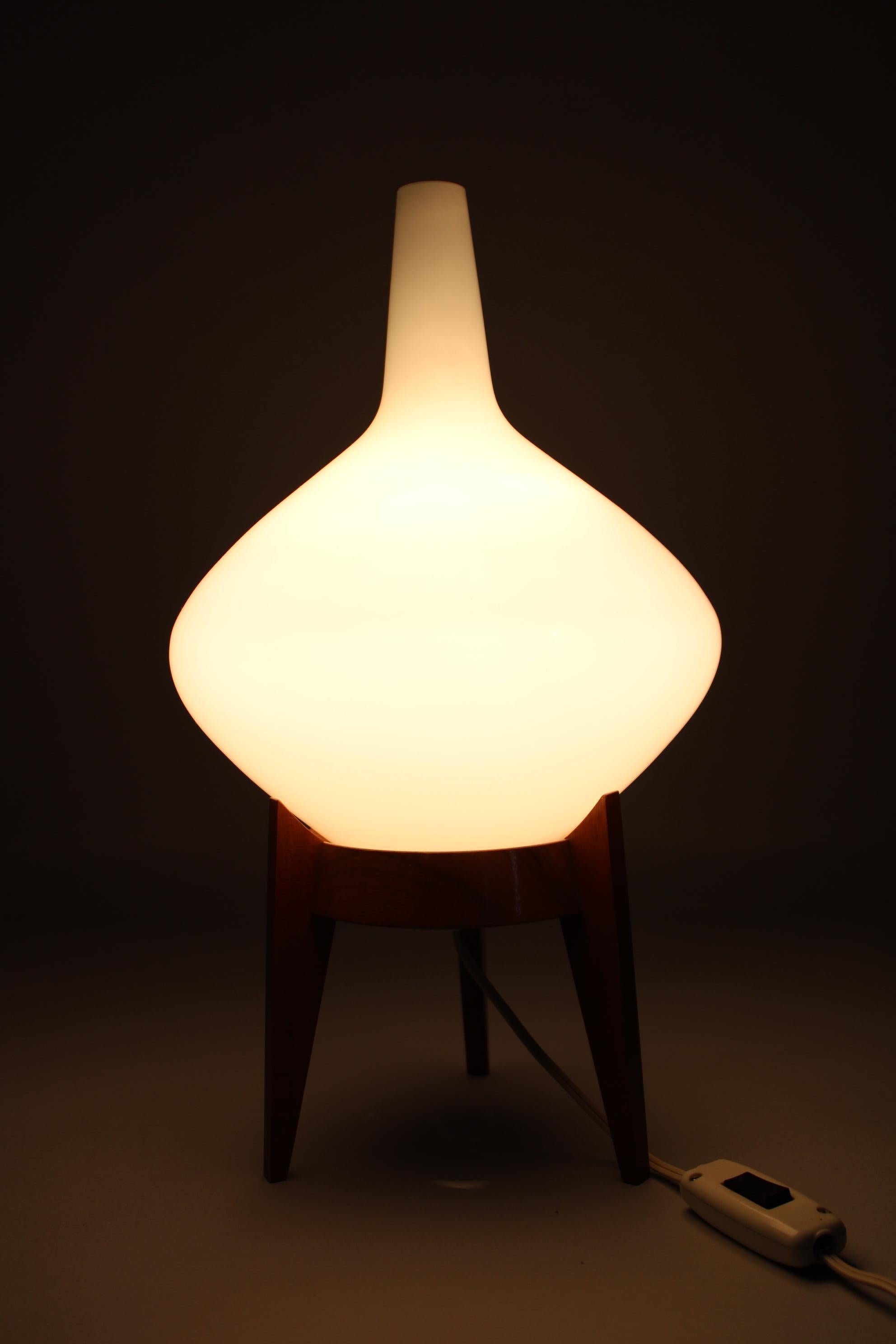 1960s Table lamp by ULUV, Czechoslovakia For Sale 1