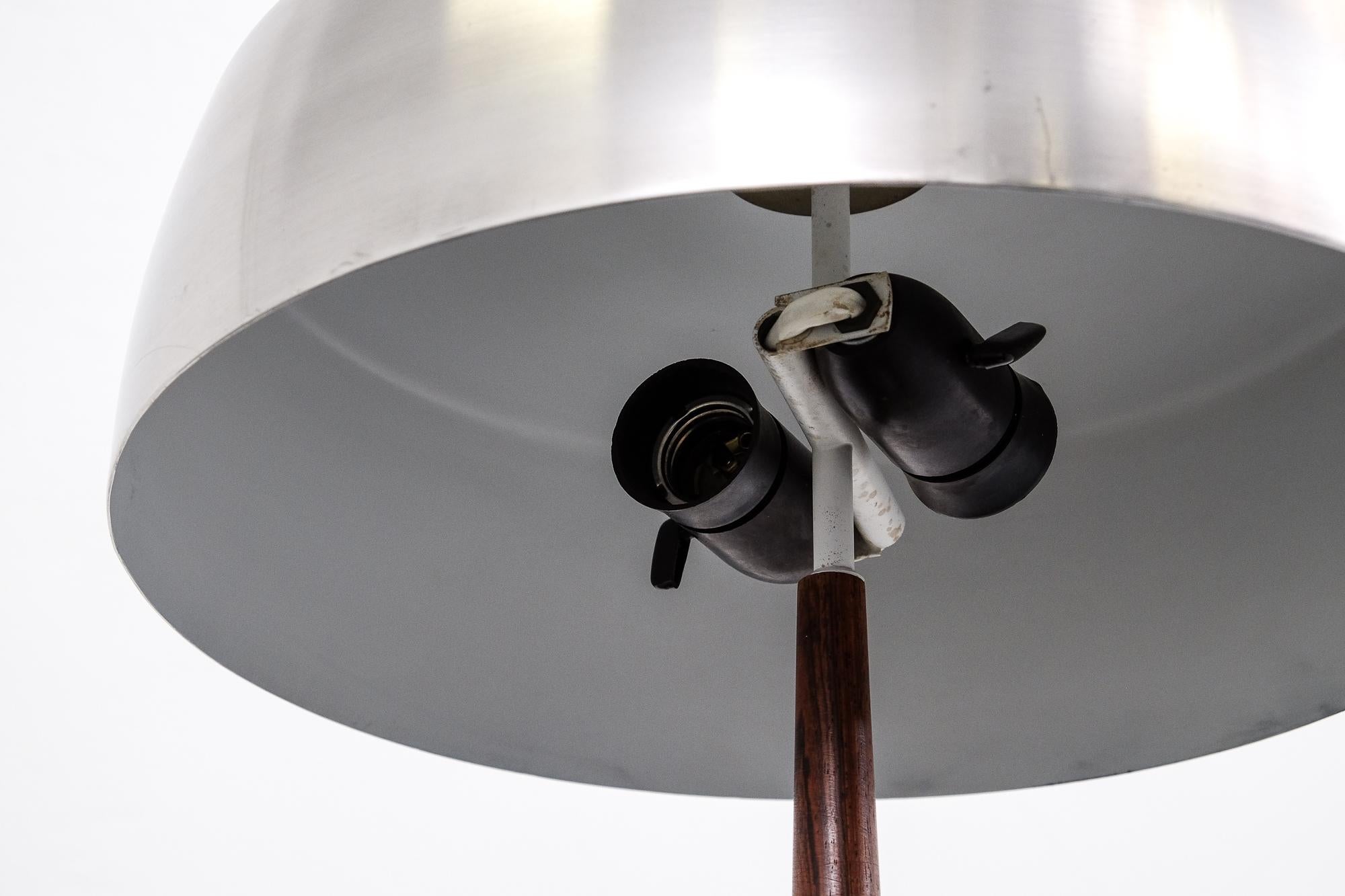 1960s Table Lamp in Rosewood and Aluminium by Svend Aage Holm Sørensen In Good Condition In Helsinki, FI