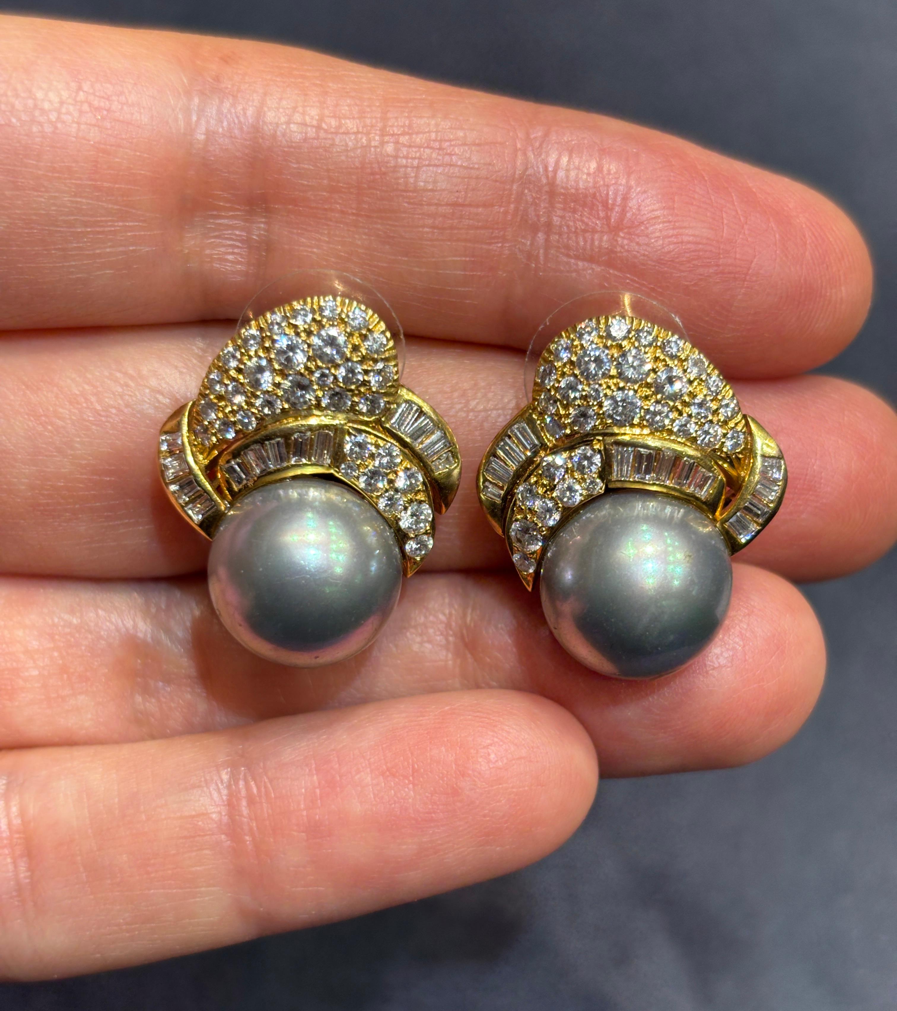 1960s Tahitian pearl and diamond earrings In Good Condition In London, GB