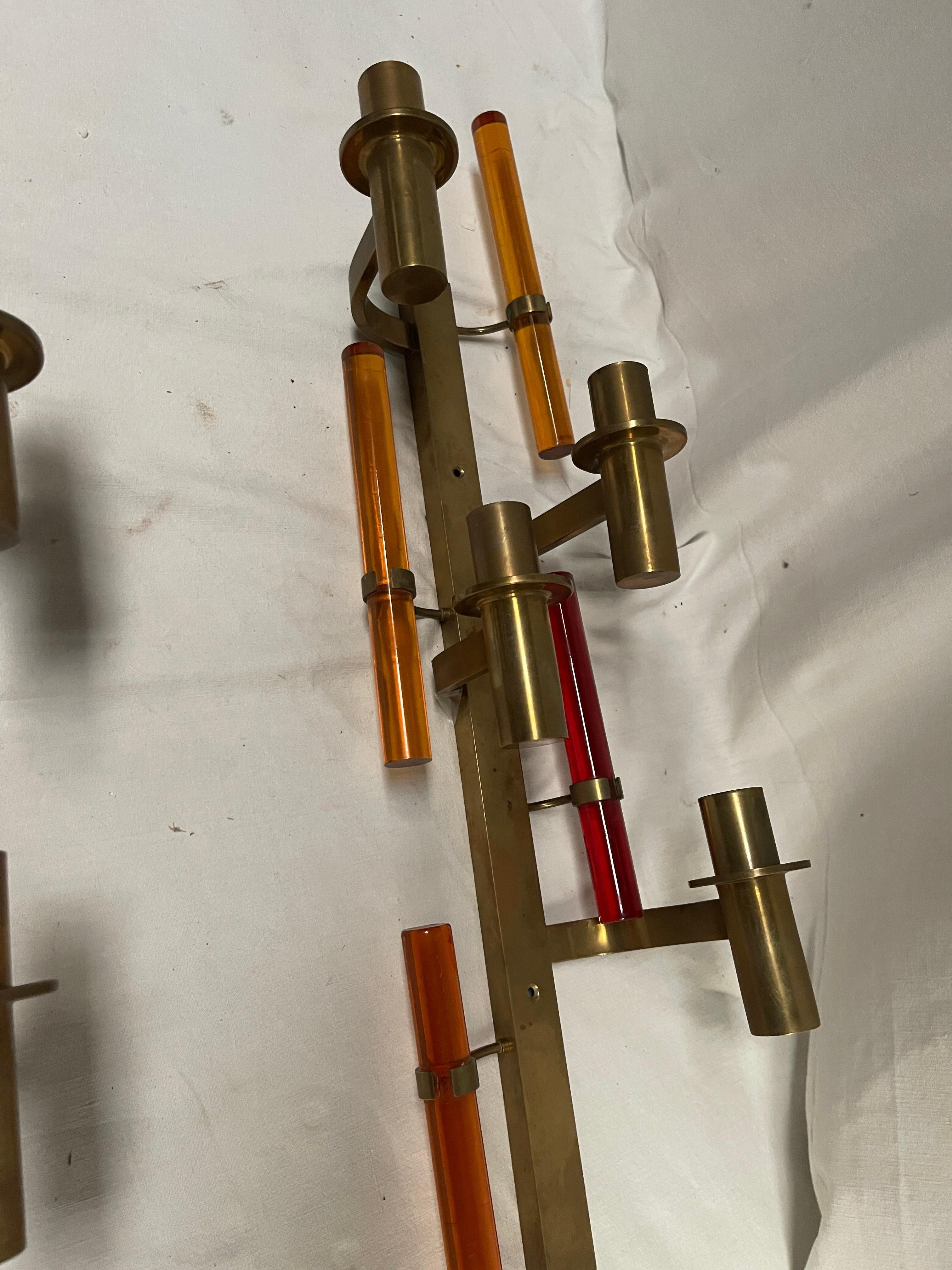 Applique alte in ottone e lucite degli anni '60 in vendita 1