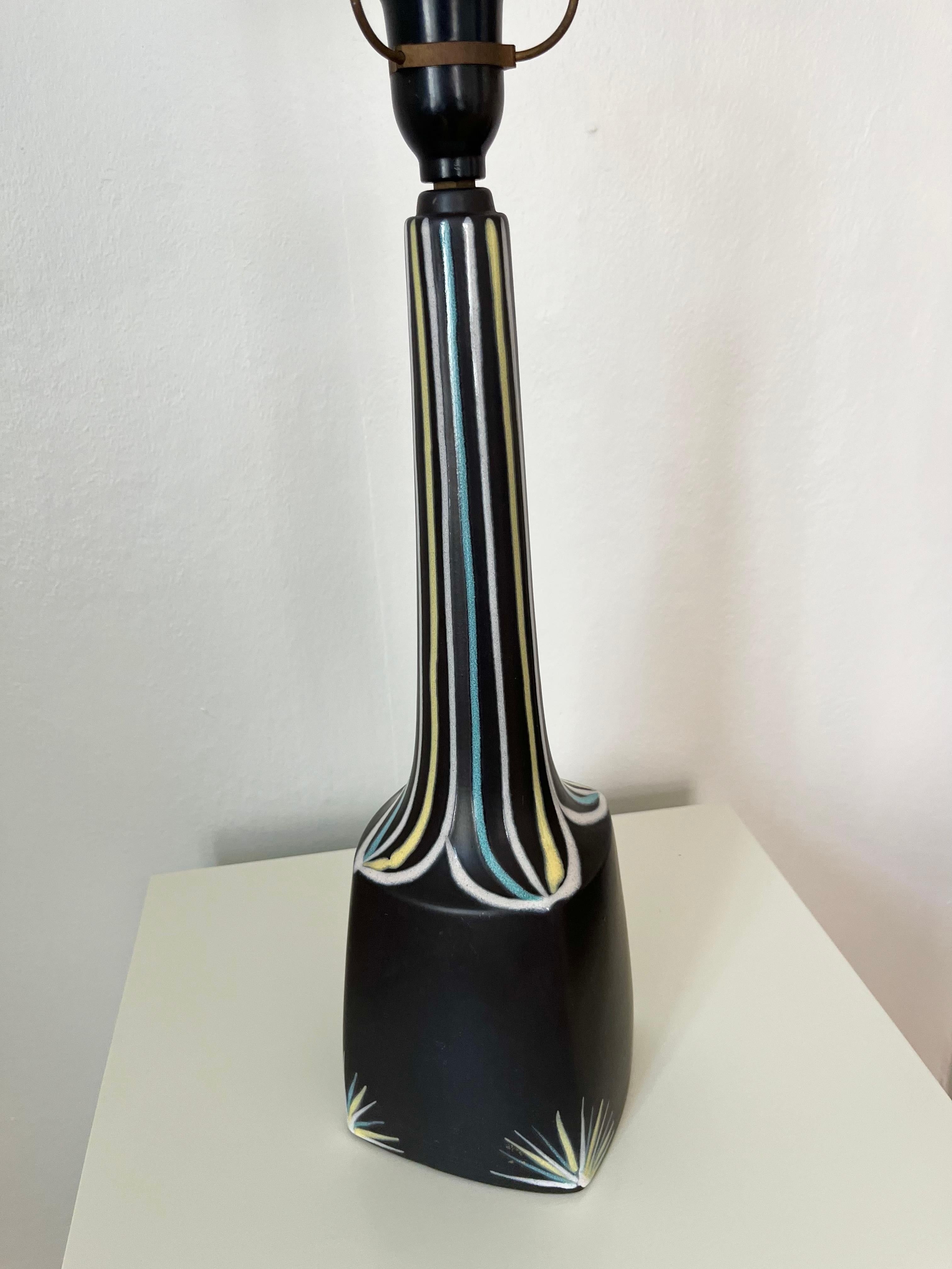 1960s tall Danish ceramics table lamp by Svend Aage Holm-Sørensen for Søholm In Good Condition For Sale In Frederiksberg C, DK