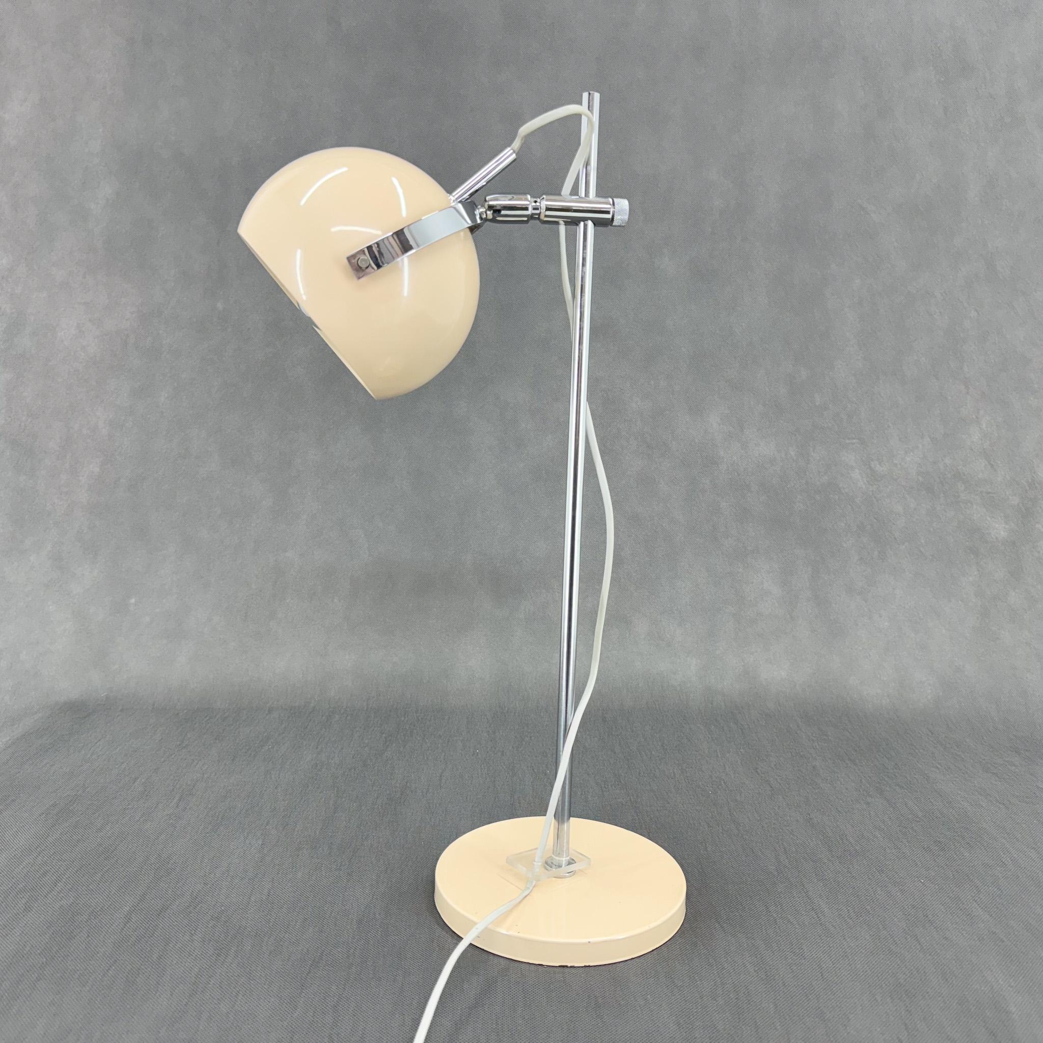 1960's Tall Eyeball Table Lamp, Italy For Sale 5