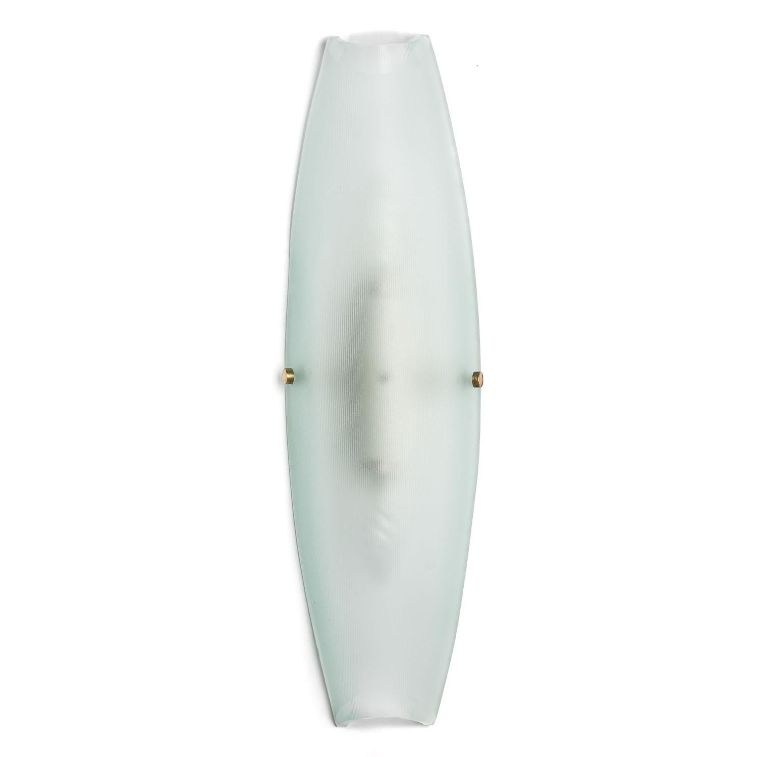 Italian 1960s Tall Glass and Brass Sconce by Max Ingrand for Fontana Arte