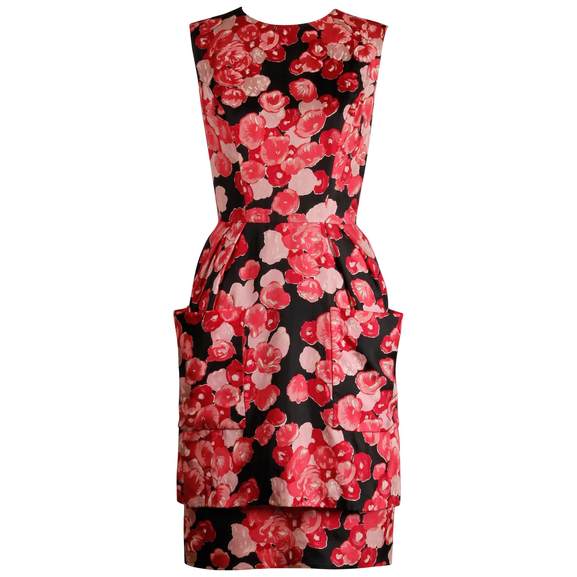 1960s Talmack by John Moore Vintage Vestido de seda con estampado floral rojo, rosa y negro Rosa en venta