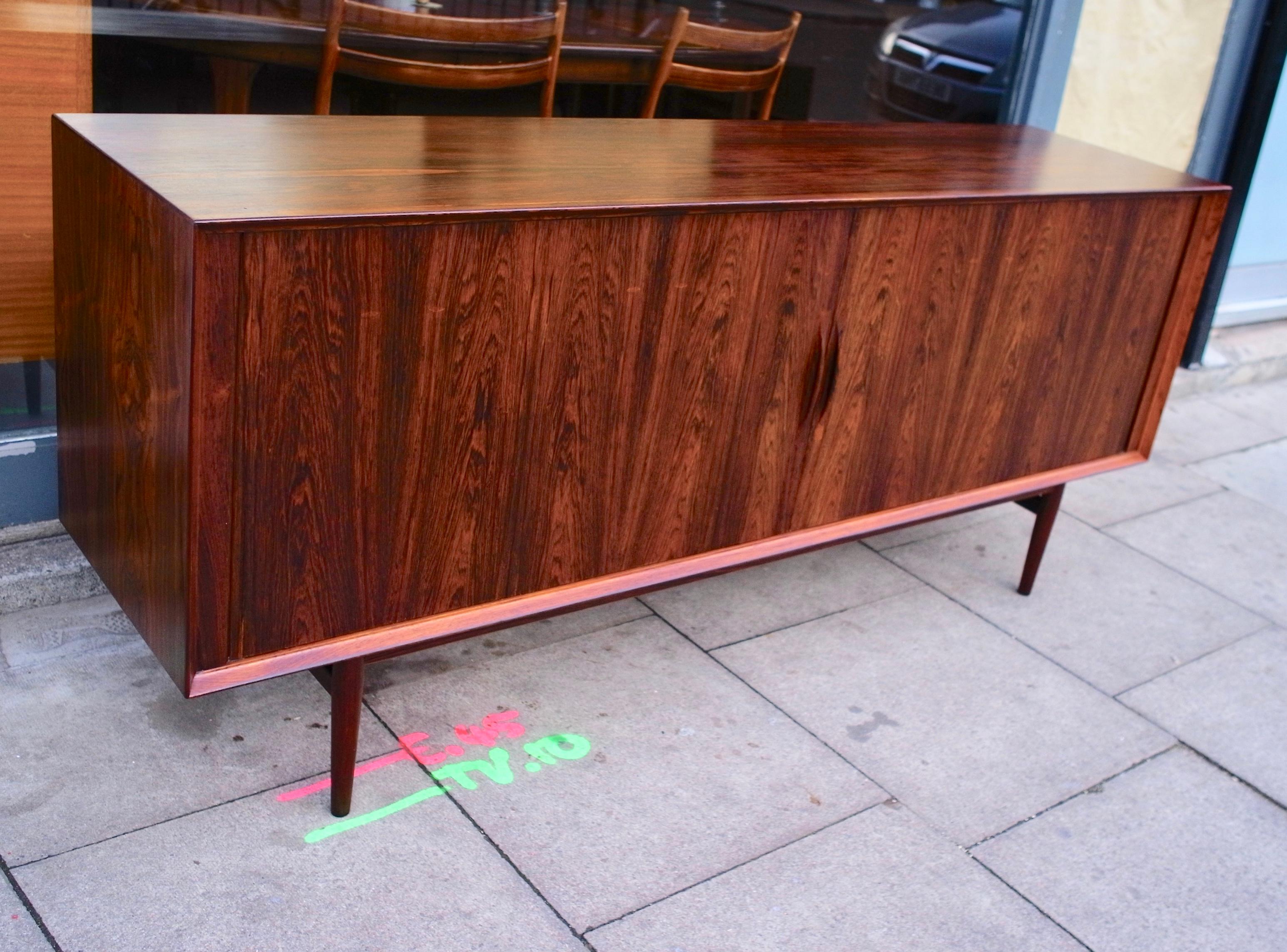 1960s Tambour Fronted Rosewood Sideboard by Arne Vodder for Sibast For Sale 3