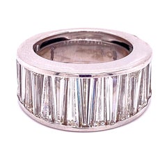 1960s Tapered Baguette Diamond Band Ring 18 Karat White Gold