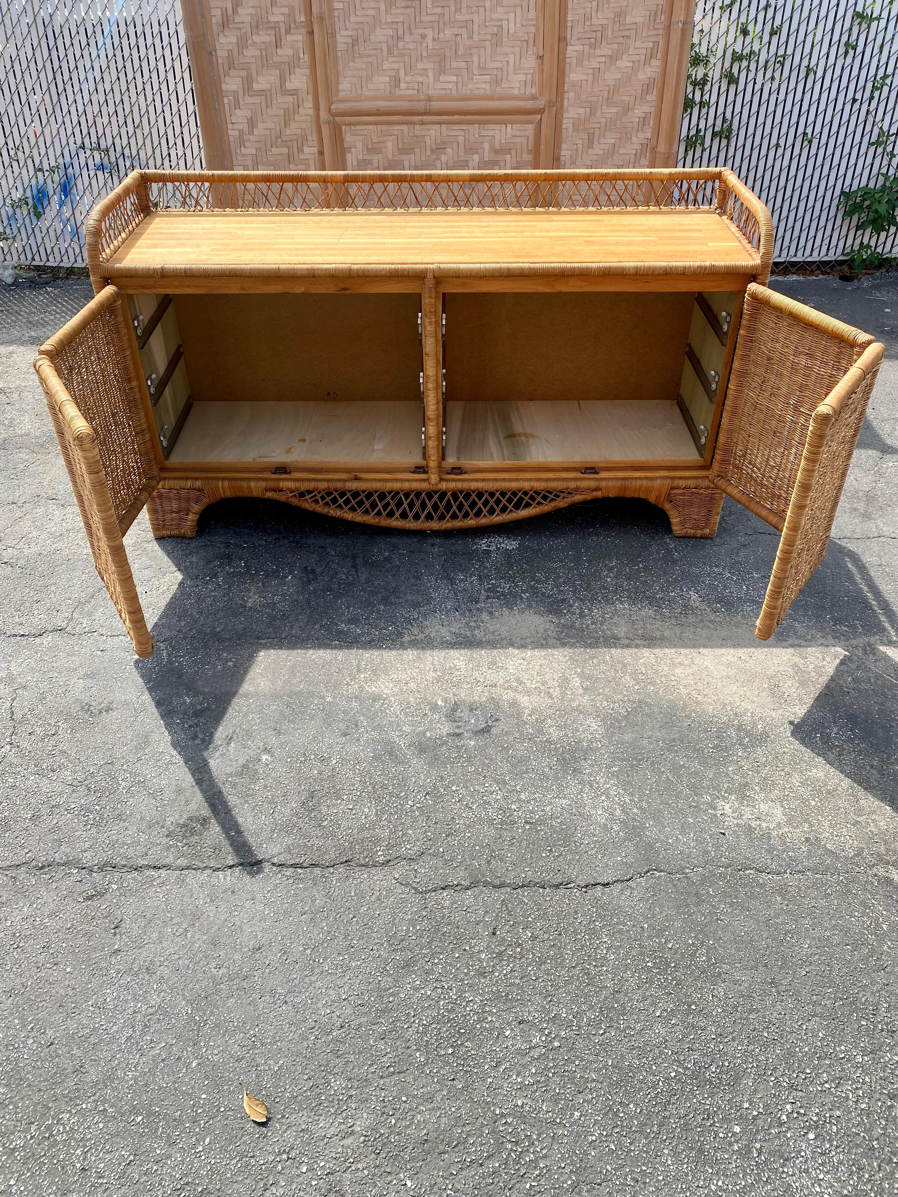MCM 1960s Teak and Wicker Rattan Swing Doors Dresser Sideboard For Sale 6