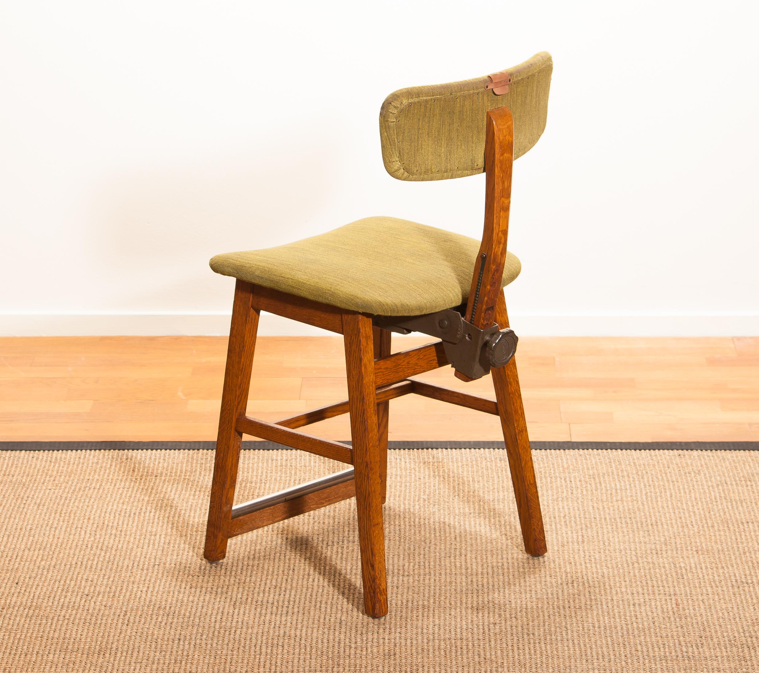 1940s, Oak and Wool Desk Chair by Âtvidabergs, Sweden 1