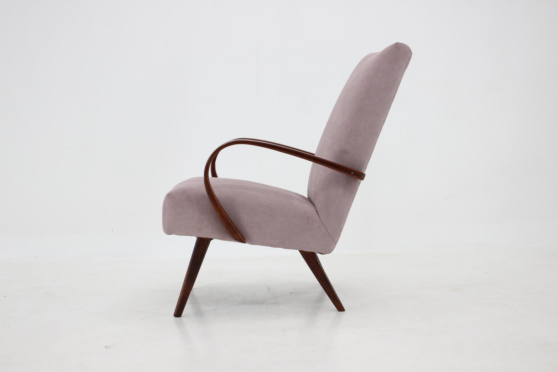 Mid-Century Modern Fauteuil en teck des années 1960, Tchécoslovaquie en vente