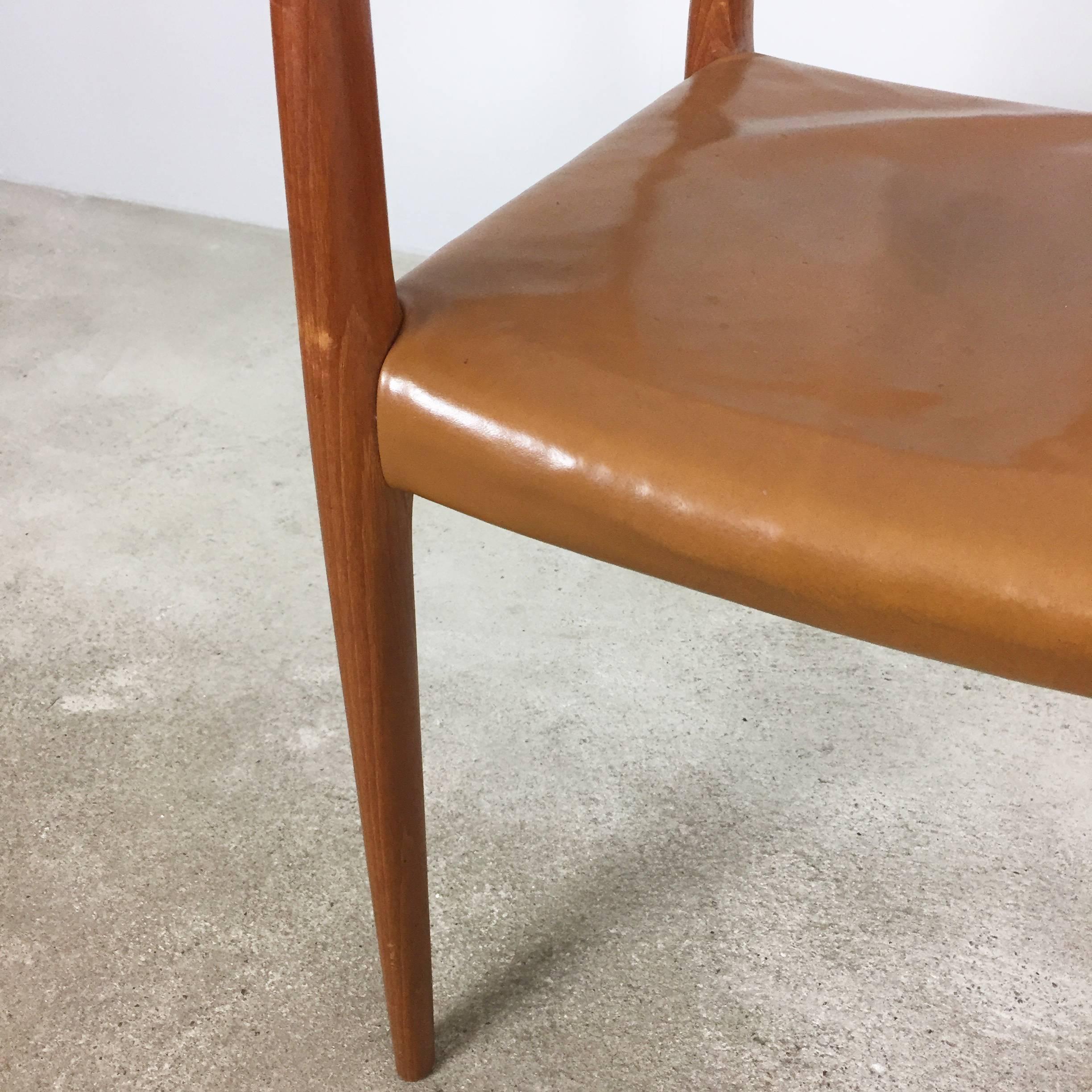 1960s Teak Armchair Model 77 with Original Leather Seat Niels O. Möller, Denmark 4