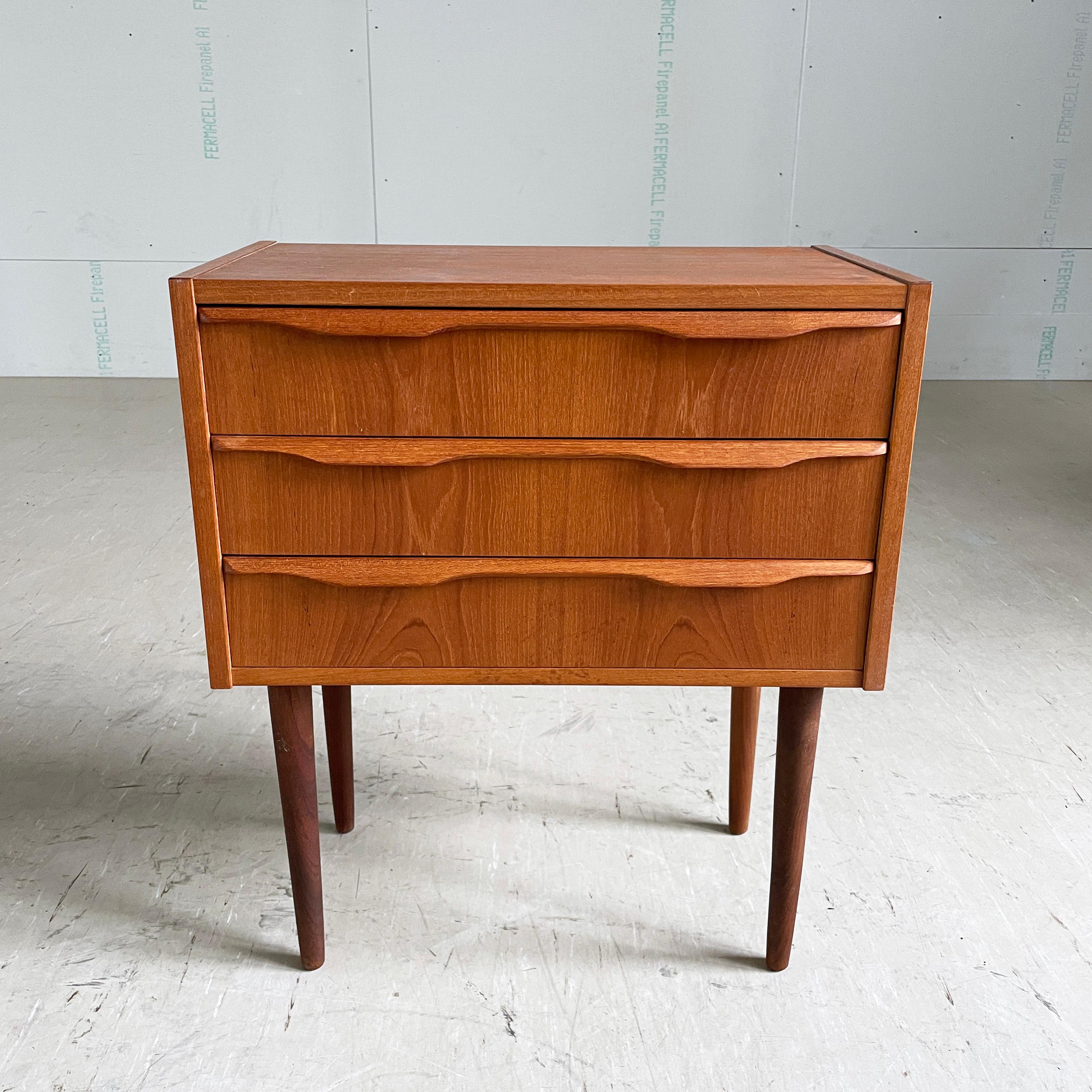 Danish 1960's Teak Bedside Drawers / Cabinet For Sale