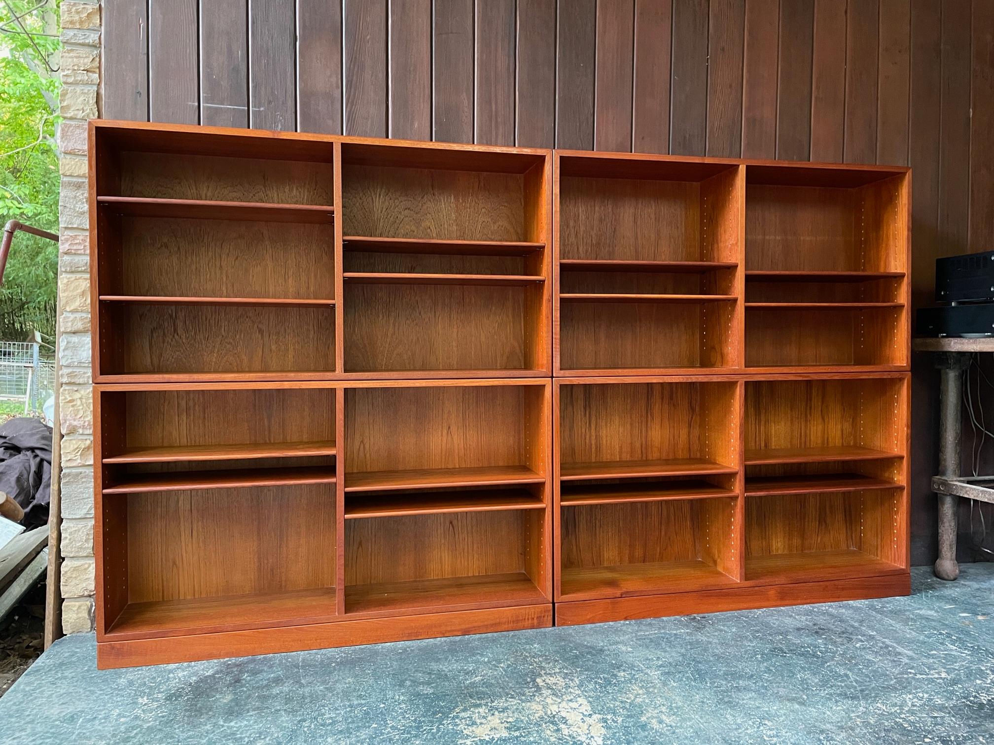 Scandinavo moderno 1960 Sistema di librerie in teak Børge Mogensen FDB Mobler danese Mid Century Mobler in vendita