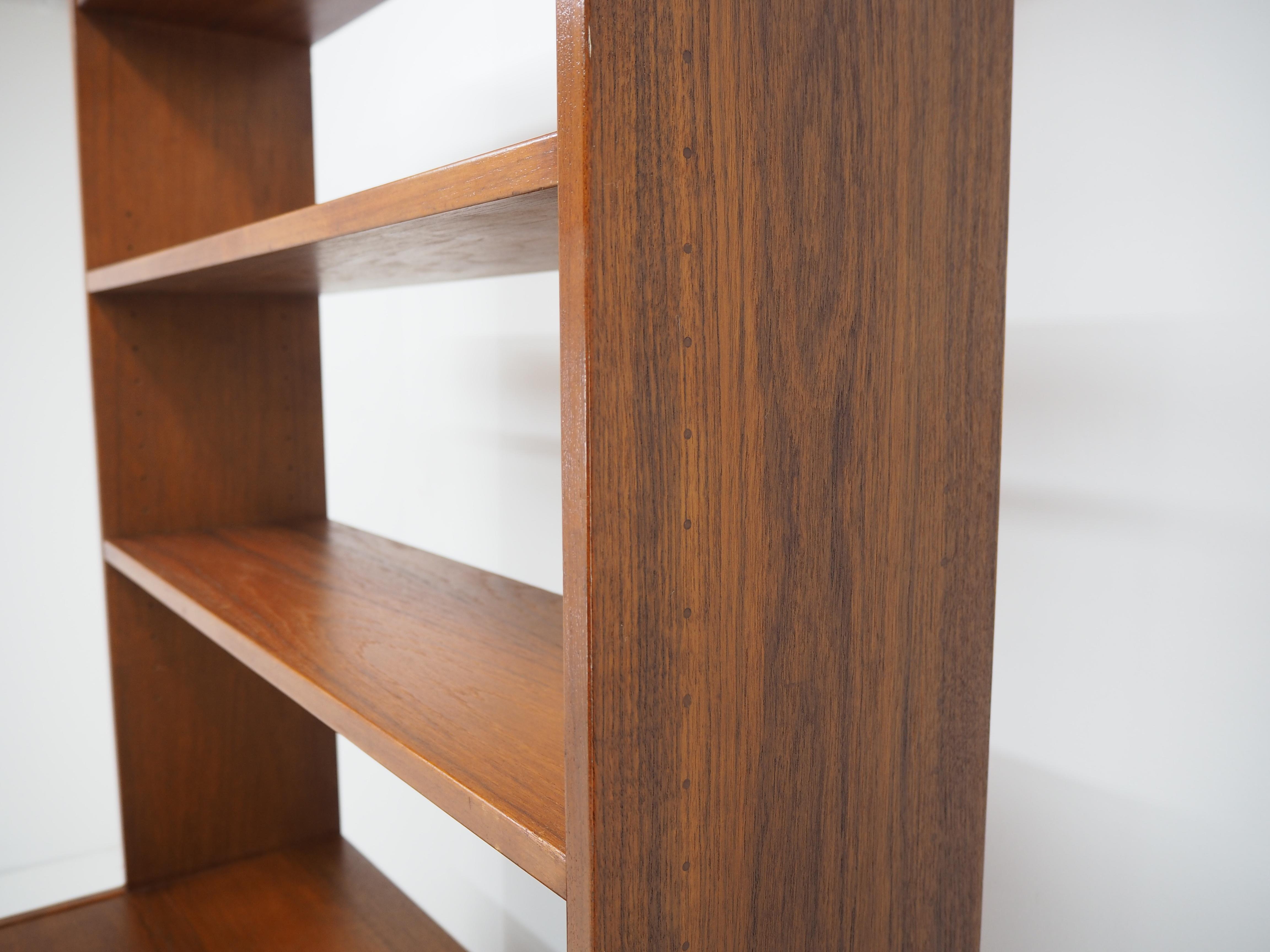 1960s Teak Bookcase Cabinet, Denmark In Good Condition In Praha, CZ