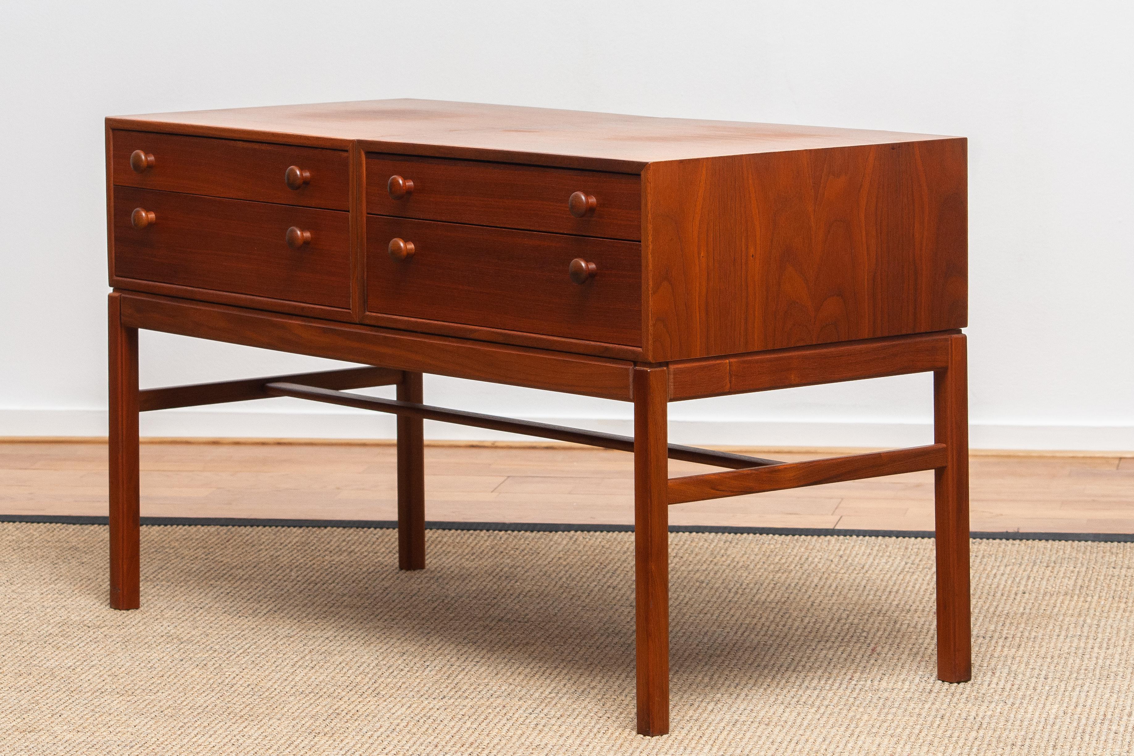 1960s, Teak 'Casino' Side Table Sideboard by Engström & Myrstrand, Tingström In Good Condition In Silvolde, Gelderland