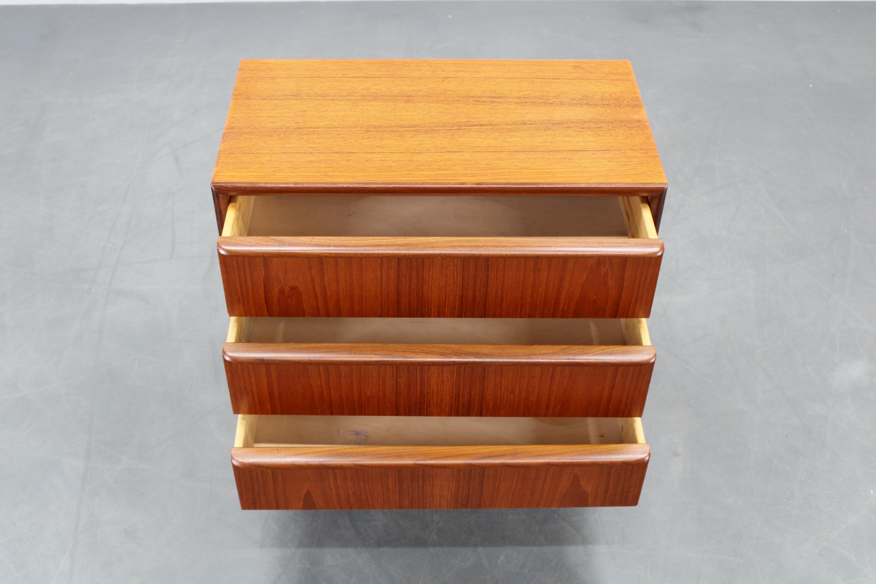 Danois Commode en teck des années 1960, Danemark en vente