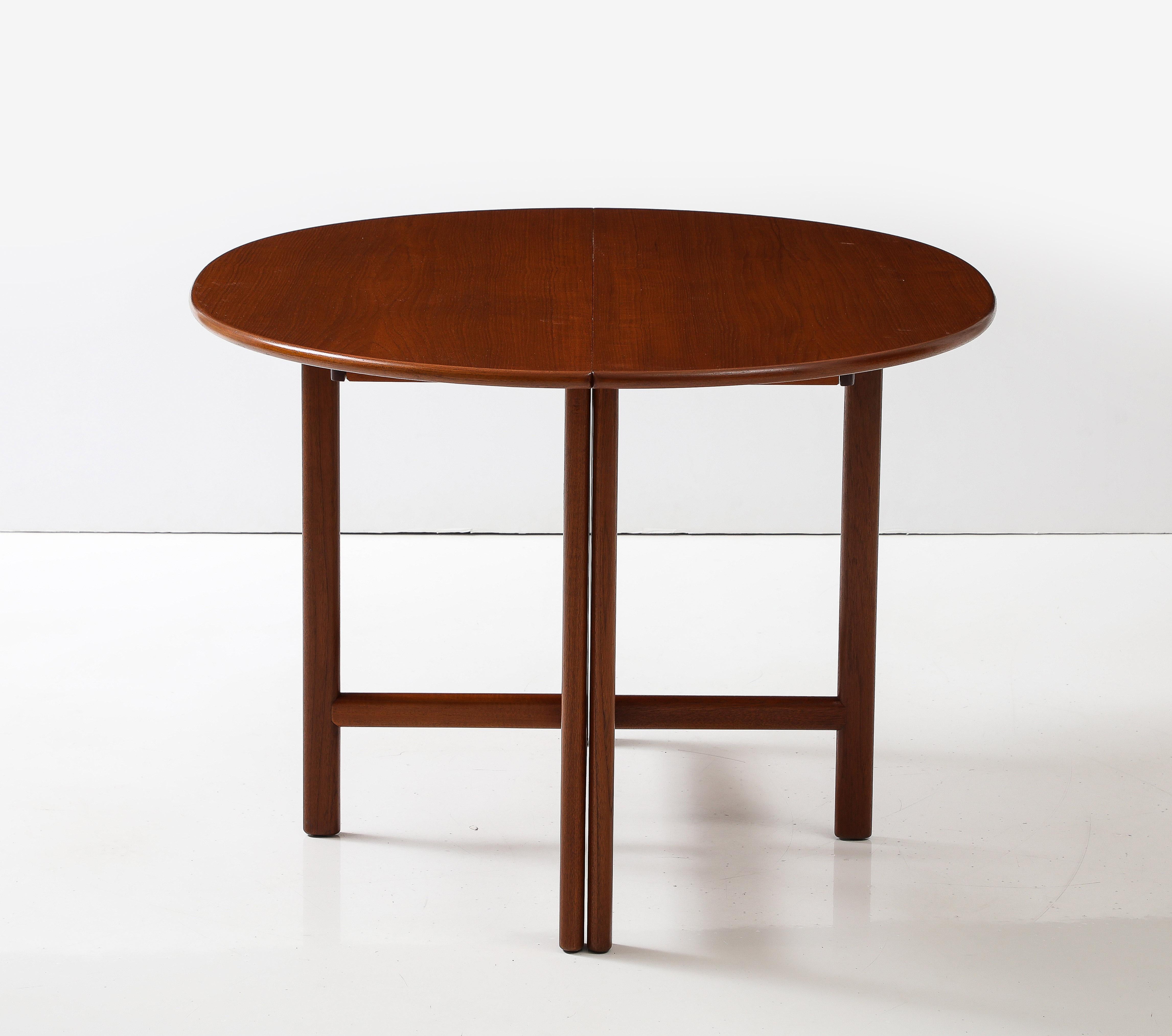 Mid-20th Century 1960's Teak Dining Table Designed By Karl-Erik Ekselius For JOC With 3 Leaves For Sale