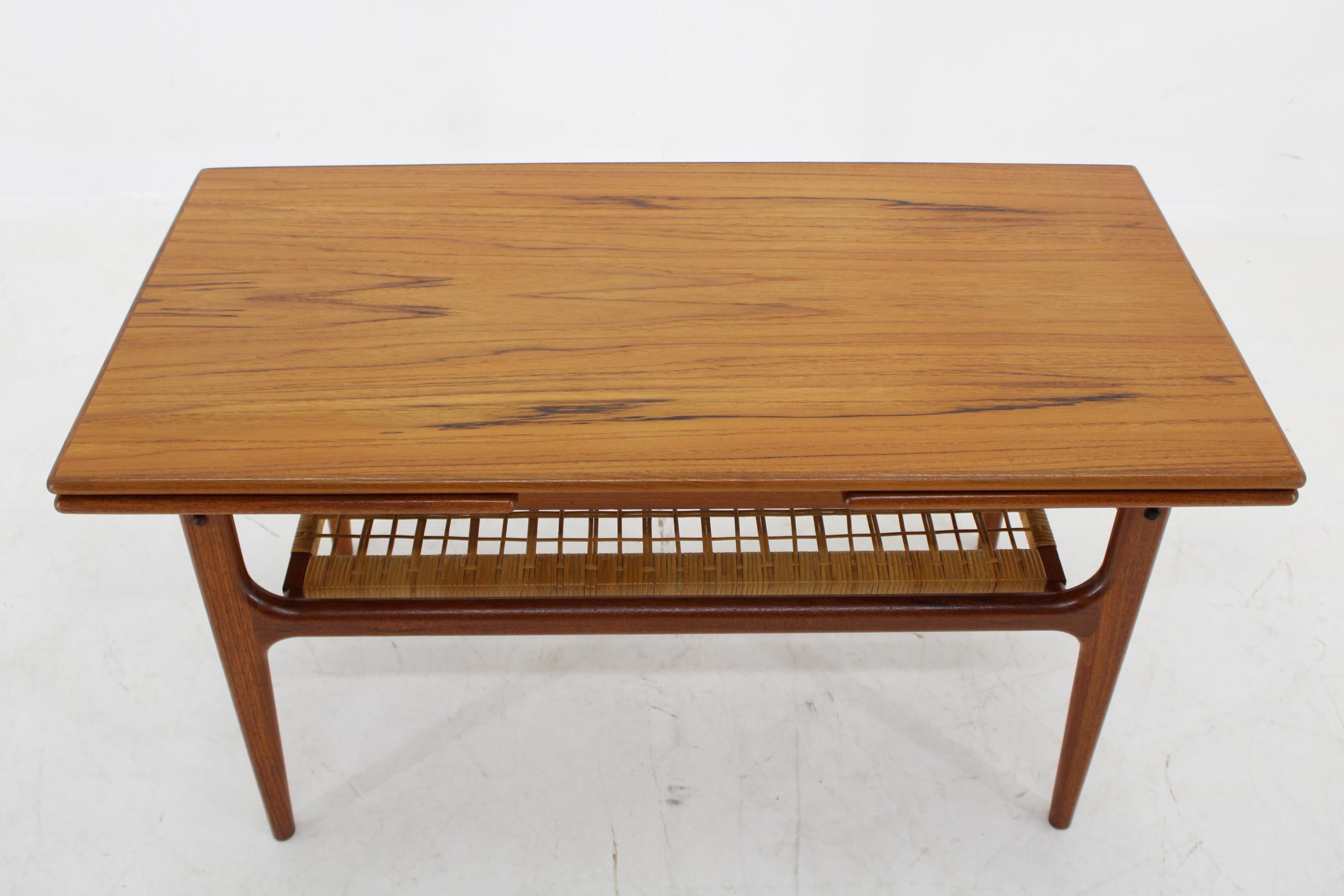 1960s Teak Extendable Coffee Table, Denmark  For Sale 4