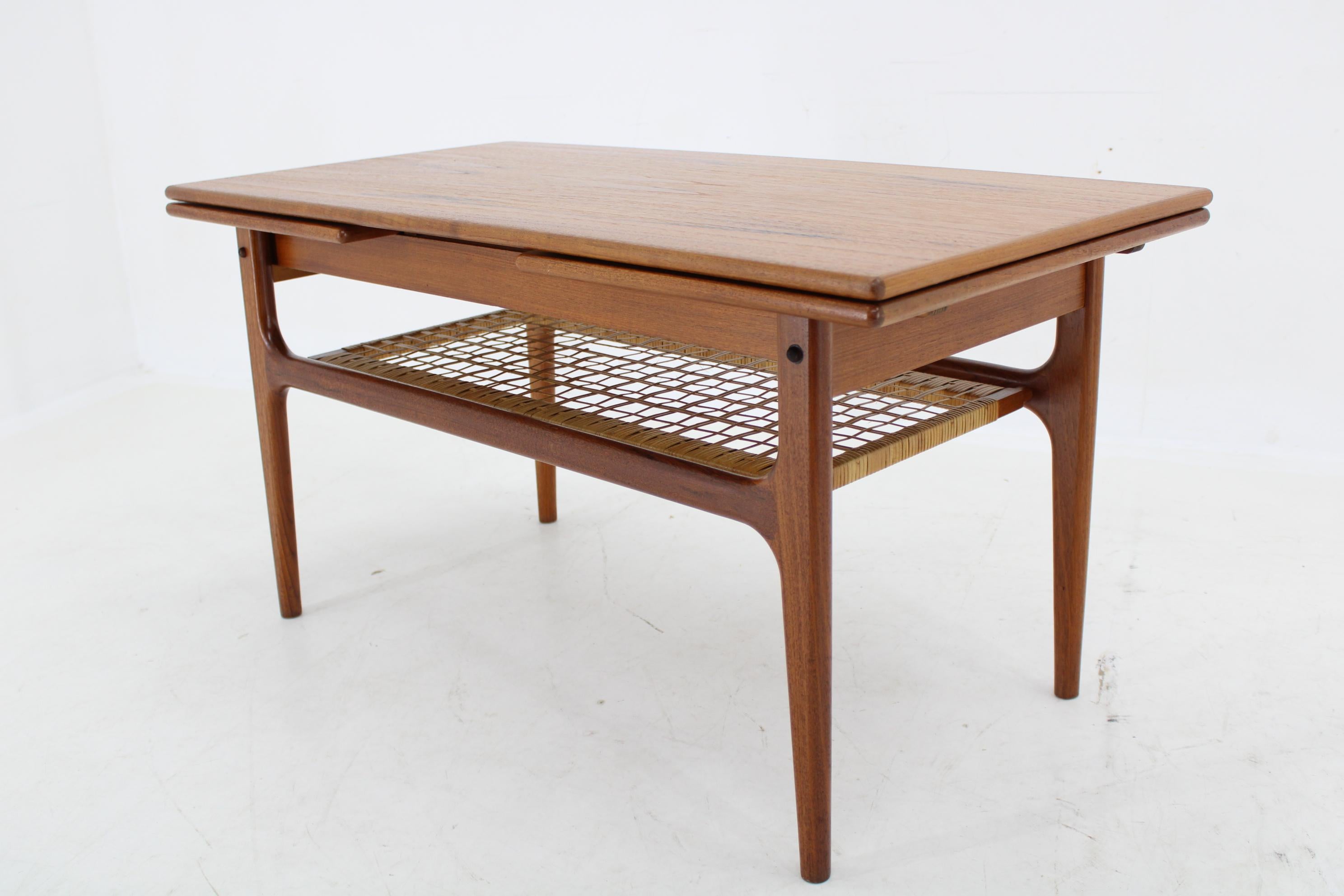 1960s Teak Extendable Coffee Table, Denmark  For Sale 8