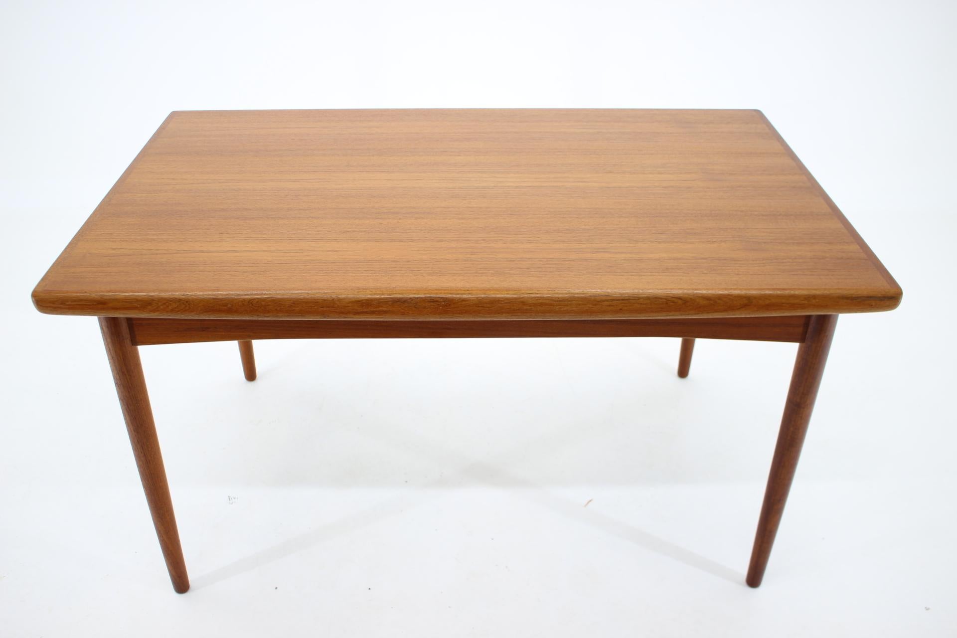 Mid-Century Modern 1960s Teak Extendable Dining Table by Skovby Mobelfabric, Denmark