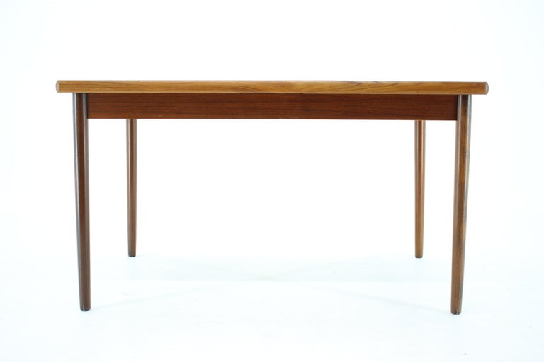 Mid-Century Modern 1960s Teak Extendable Dining Table, Denmark For Sale