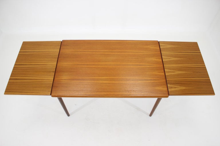 Danish 1960s Teak Extendable Dining Table, Denmark For Sale