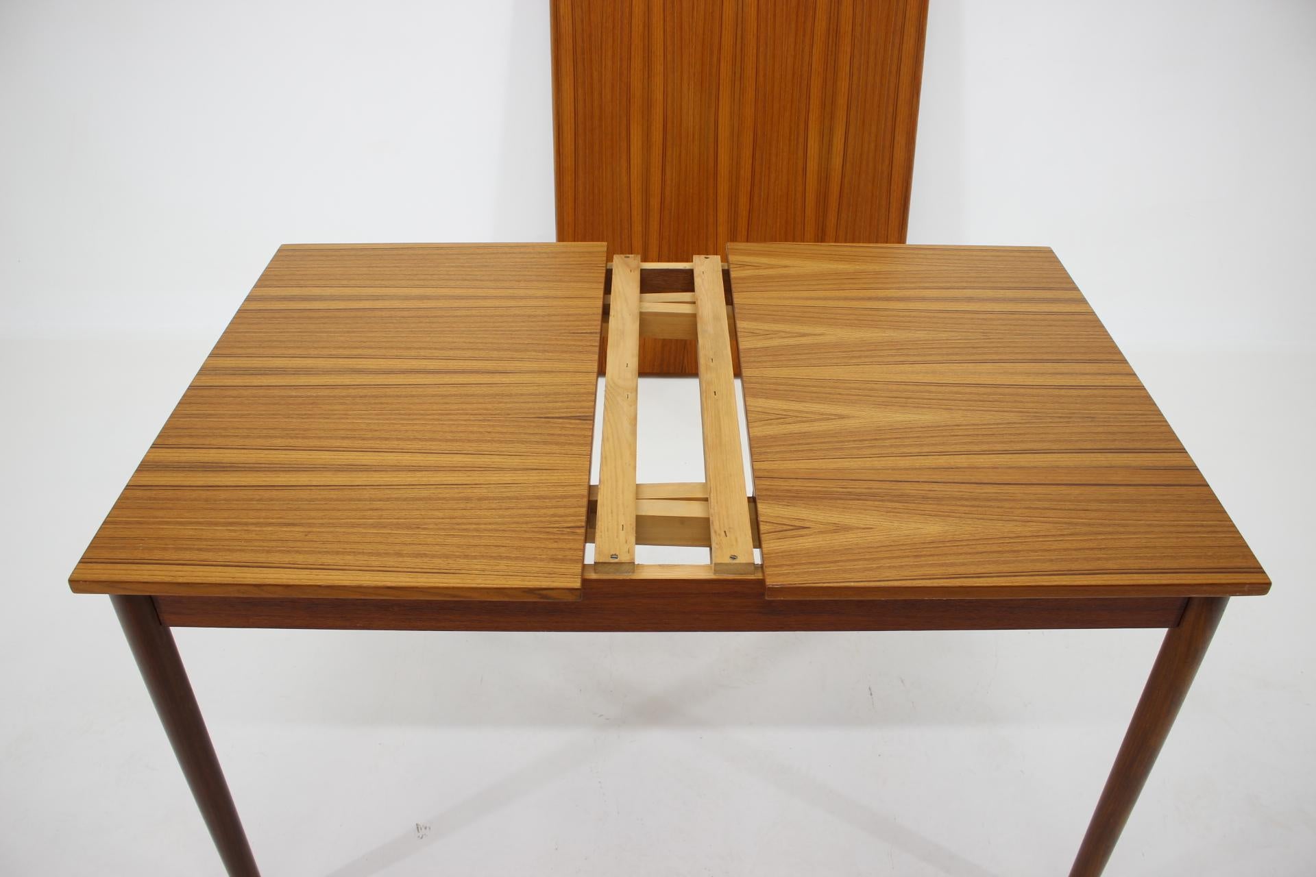 1960s Teak Extendable Dining Table, Denmark 1