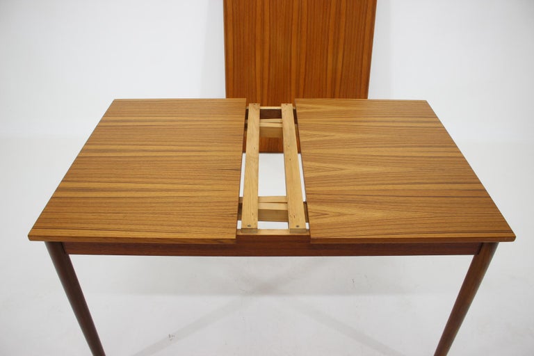 1960s Teak Extendable Dining Table, Denmark For Sale 2