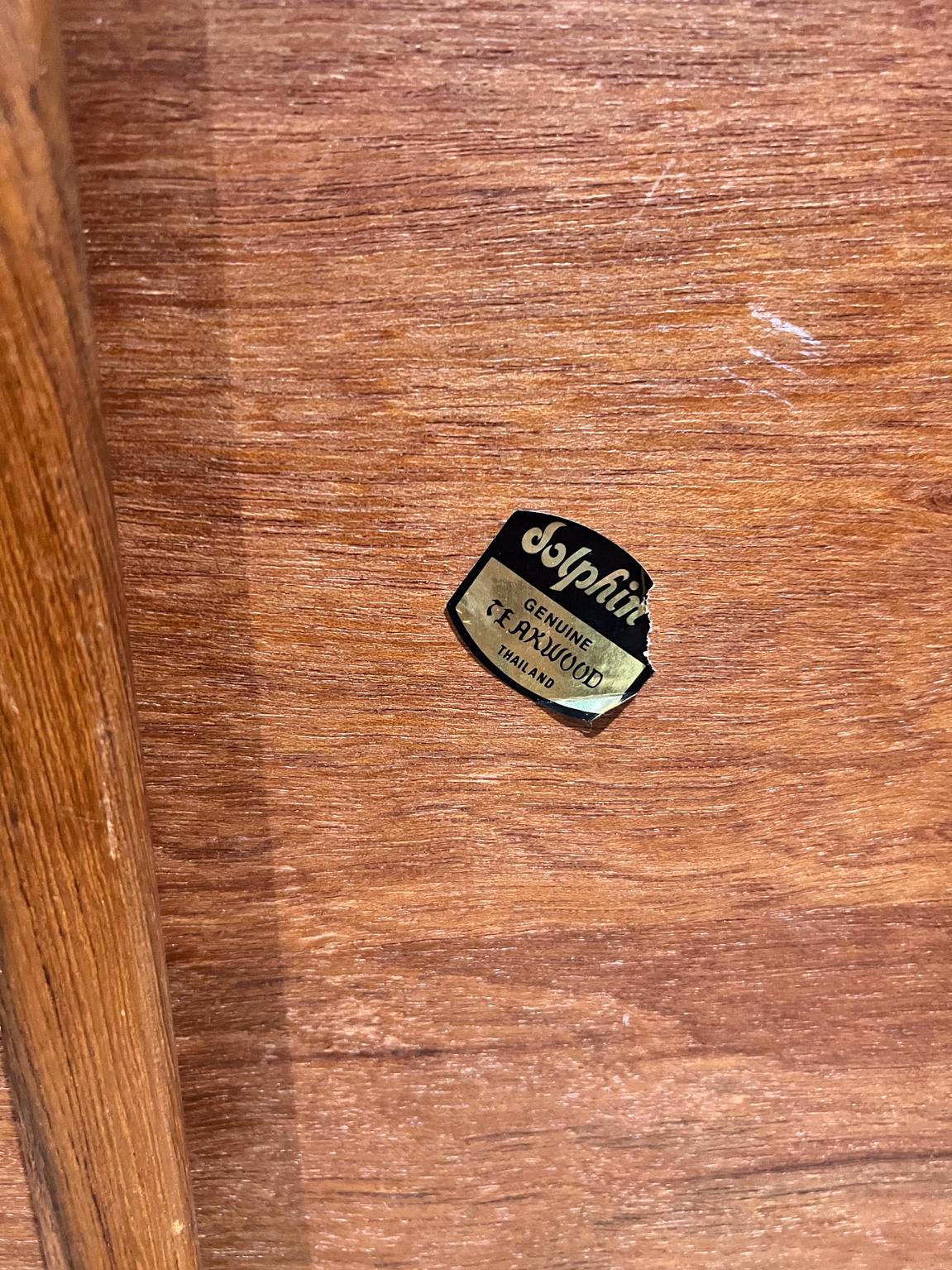 Bandeja de servicio plegable de teca escultórica de los años 60 Bandeja de cama para TV en venta 2