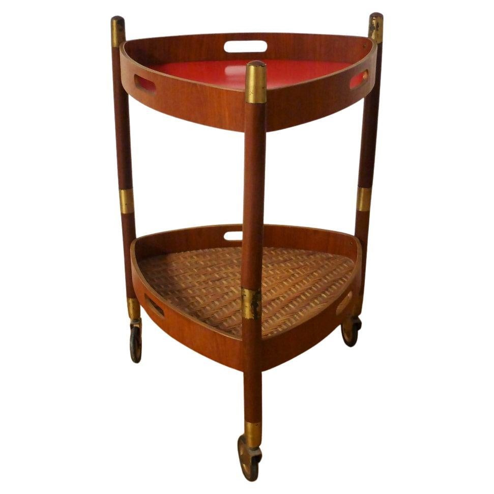 mesa baja de teca, fórmica, mimbre y latón de los años 60 - Elegancia de mediados de siglo en venta