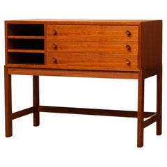 1960's Teak 'Free Standing' Small Sideboard / Small Credensaz from Denmark