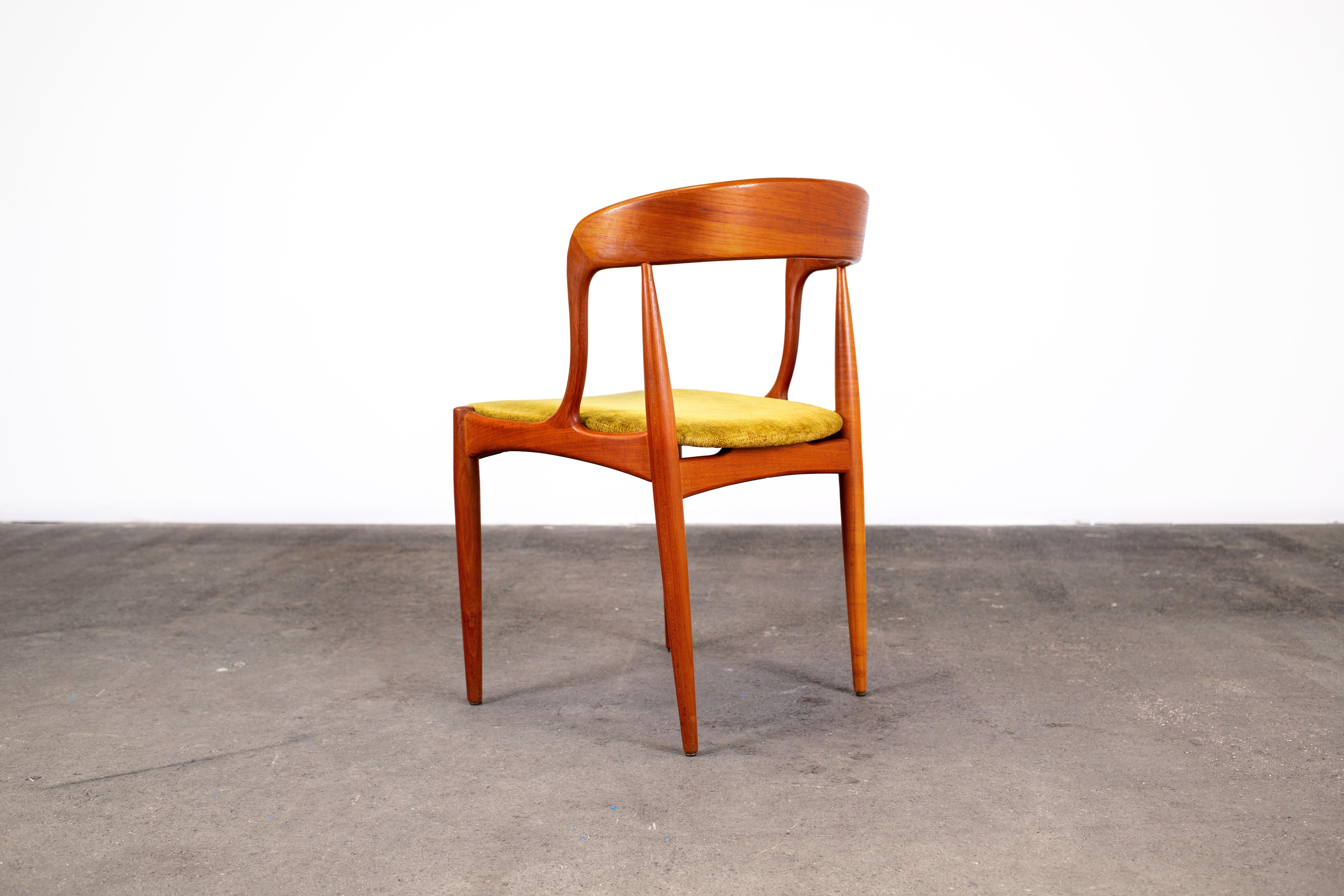 1960s Teak Johannes Andersen Dining Chairs for Uldum Denmark, Set of 6 For Sale 1