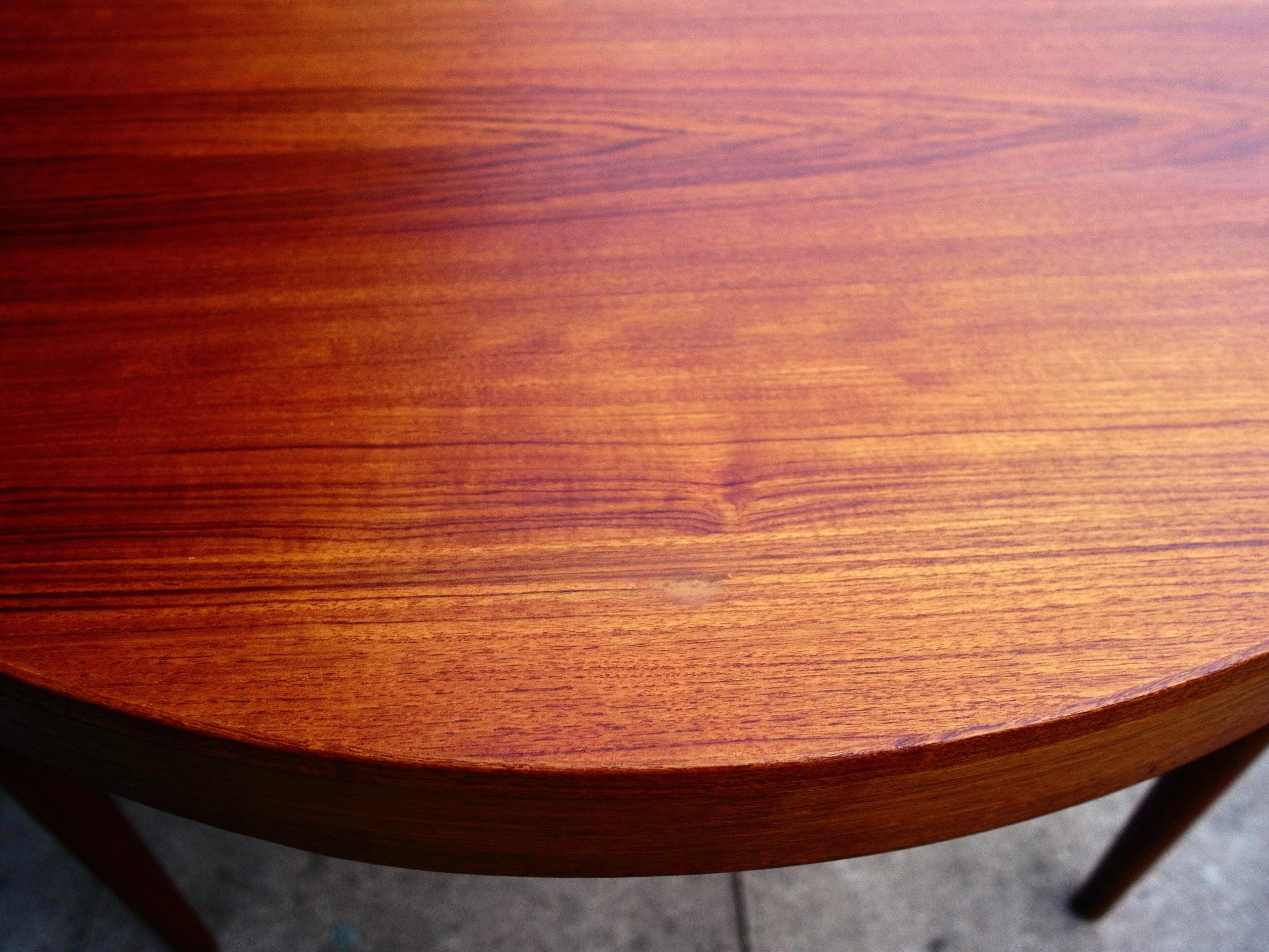 1960s Teak Neils O Moller Danish Round Extendable Dining Table In Good Condition In London, GB