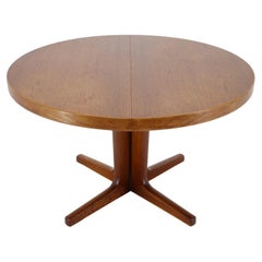 1960s Teak Round Extendable Dining Table, Denmark